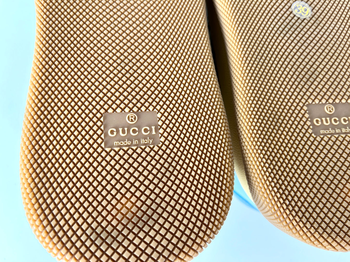 GUCCI Screener Monogram Blue Platform Sneakers 39 8