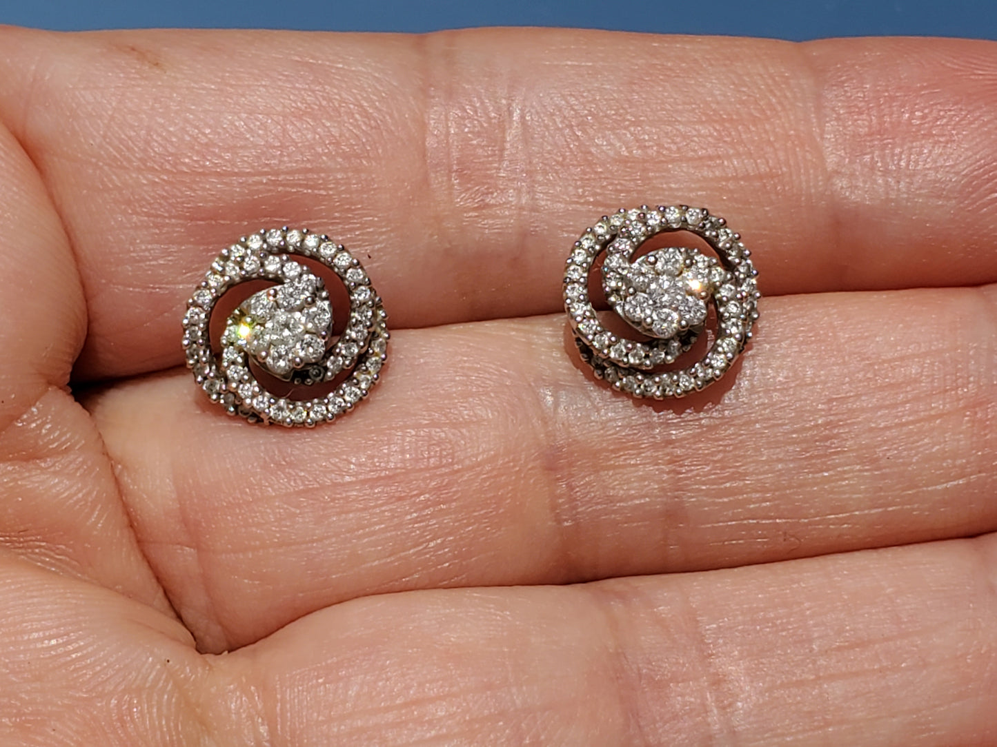14k White Gold Pavé Diamond Flower Stud Earrings