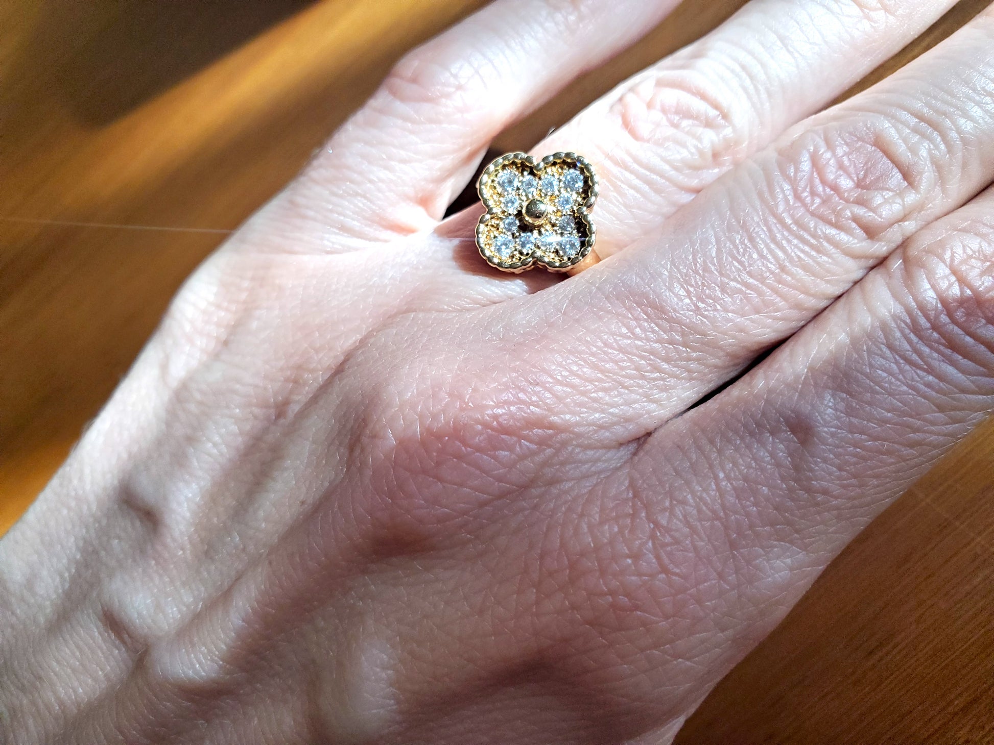 Van Cleef & Arpels 18k Yellow Gold Diamond Vintage Alhambra Ring 48 4.5