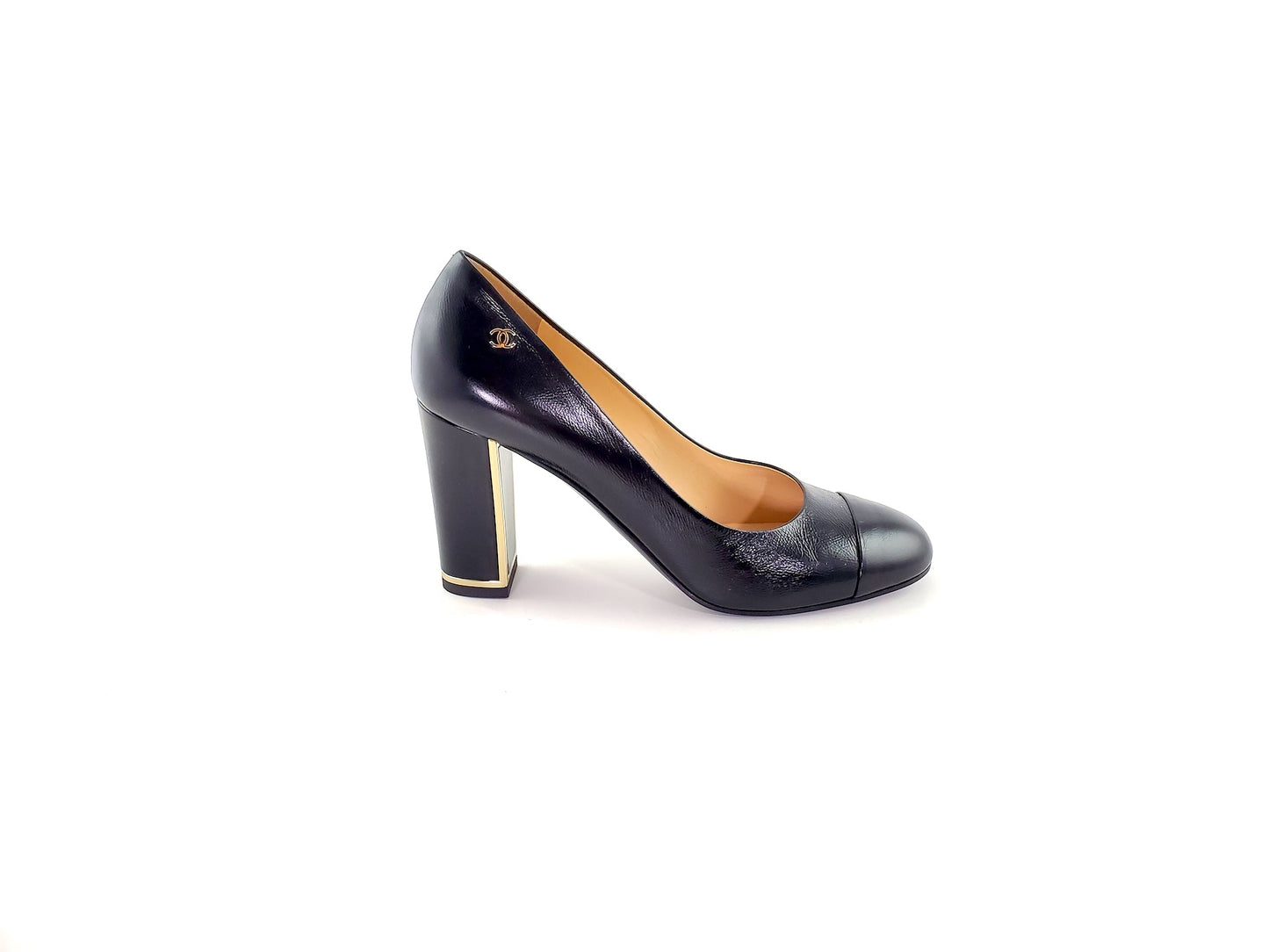 CHANEL CC Logo Round Toe Pumps 40