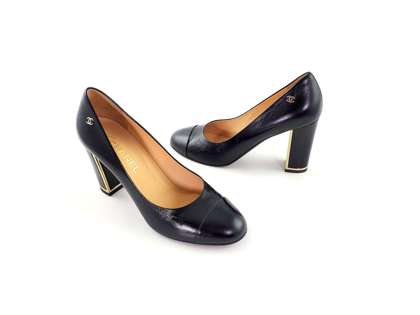 CHANEL CC Logo Round Toe Pumps 40