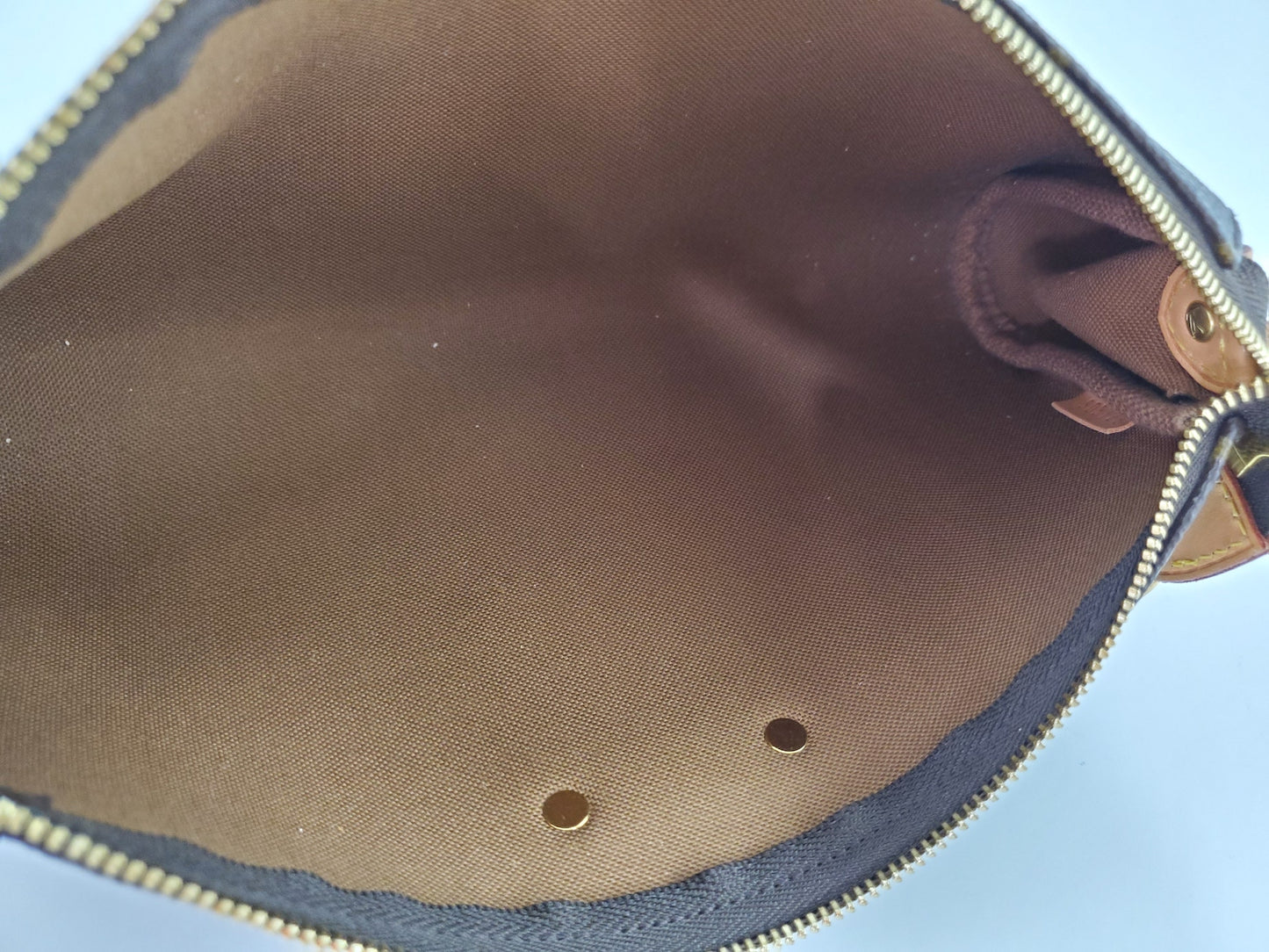 LOUIS VUITTON 2013 Monogram Eva Crossbody Bag