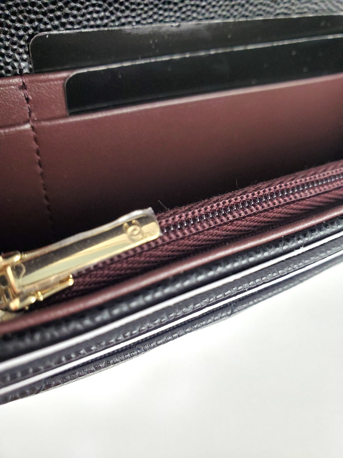 New CHANEL 22S Black Caviar Classic Flap Medium Wallet
