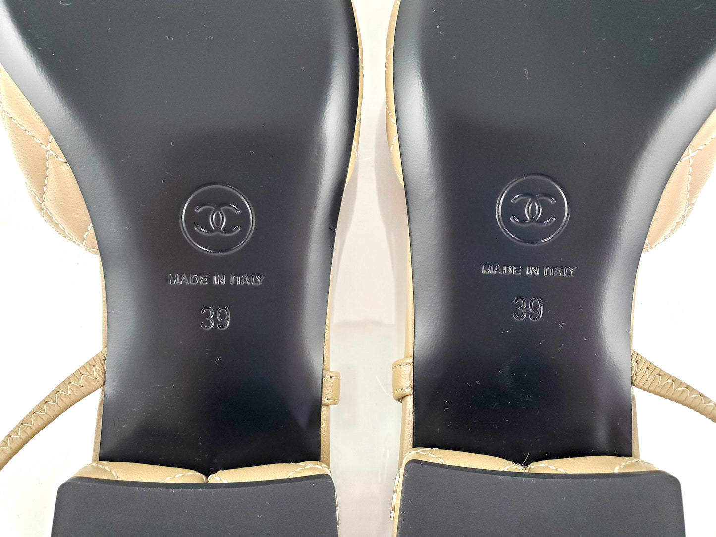 New CHANEL 22A Bi Color Beige Black Patent Slingbacks 39