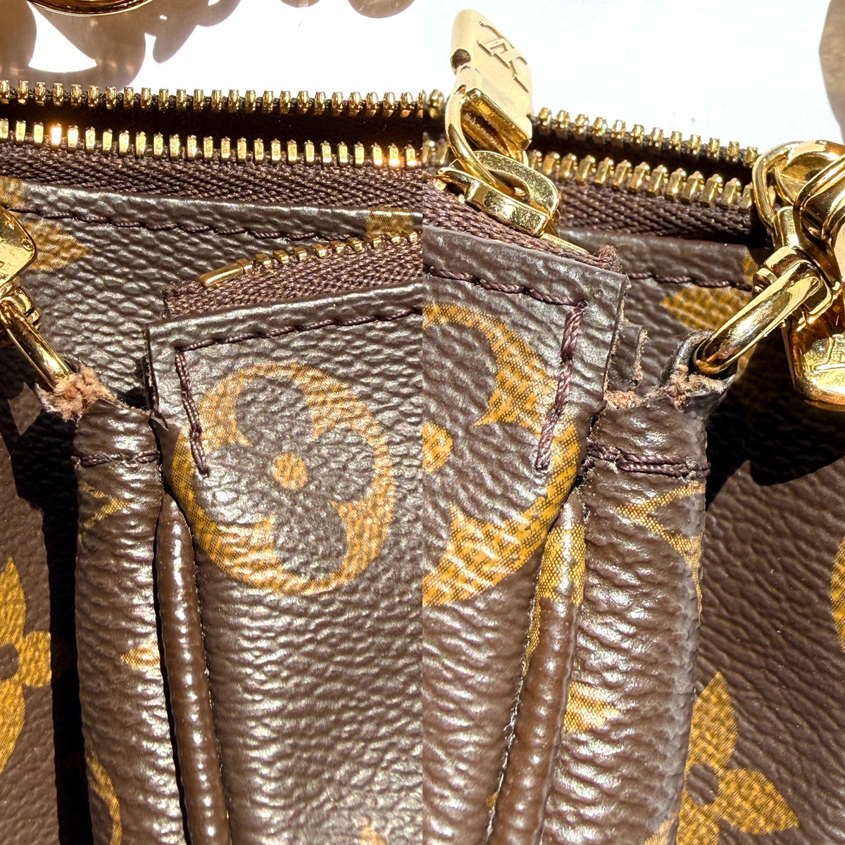 Louis Vuitton Multi Pochette Accessoires Monogram Brown Khaki Crossbody Bag