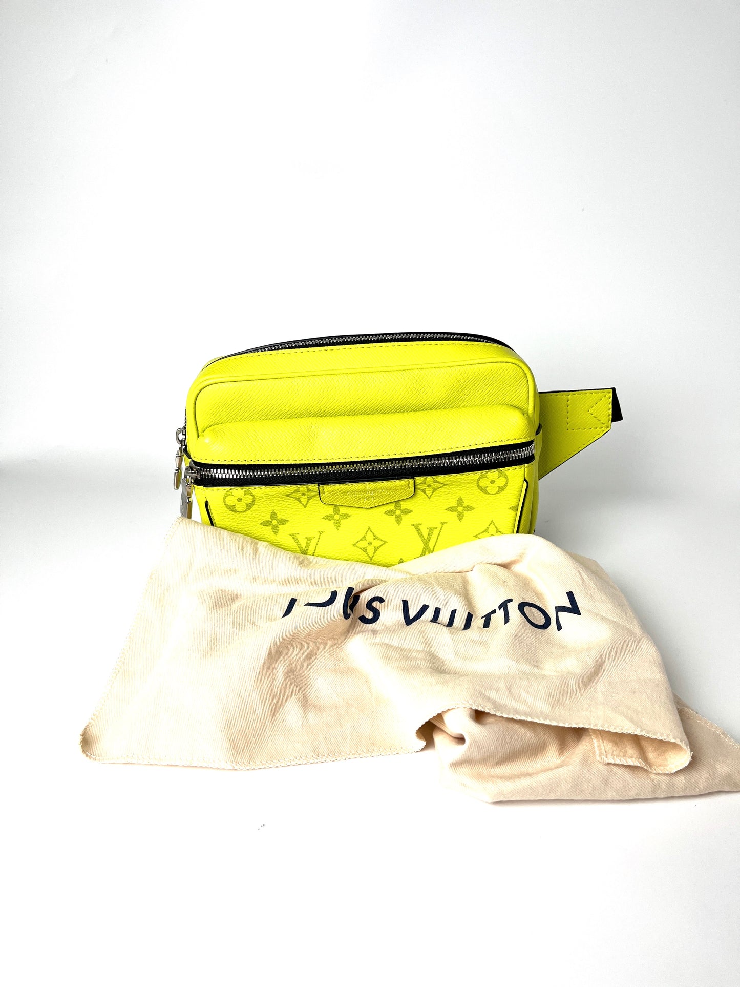 LOUIS VUITTON Taiga Outdoor Bumbag Neon Yellow Crossbody Bag