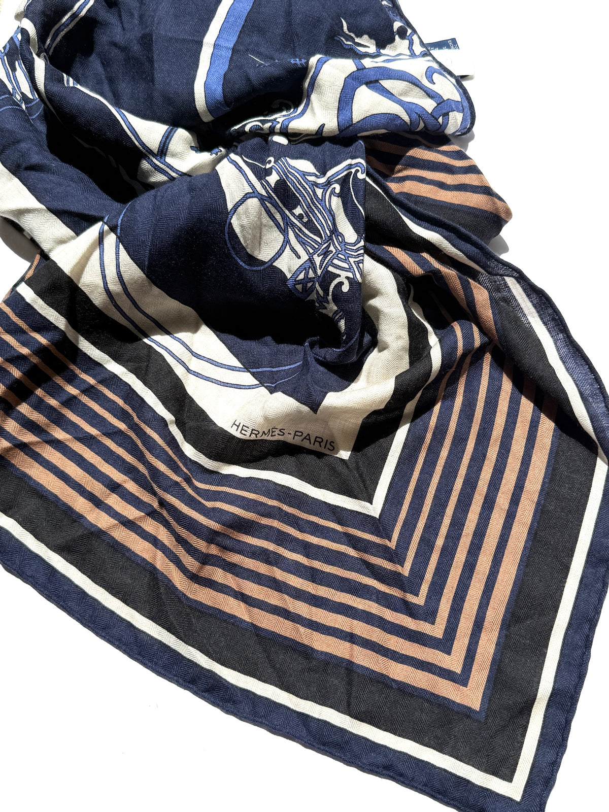 HERMES Ex Libris Giant Triangle Caban Natural Cashmere Silk Scarf New with tag