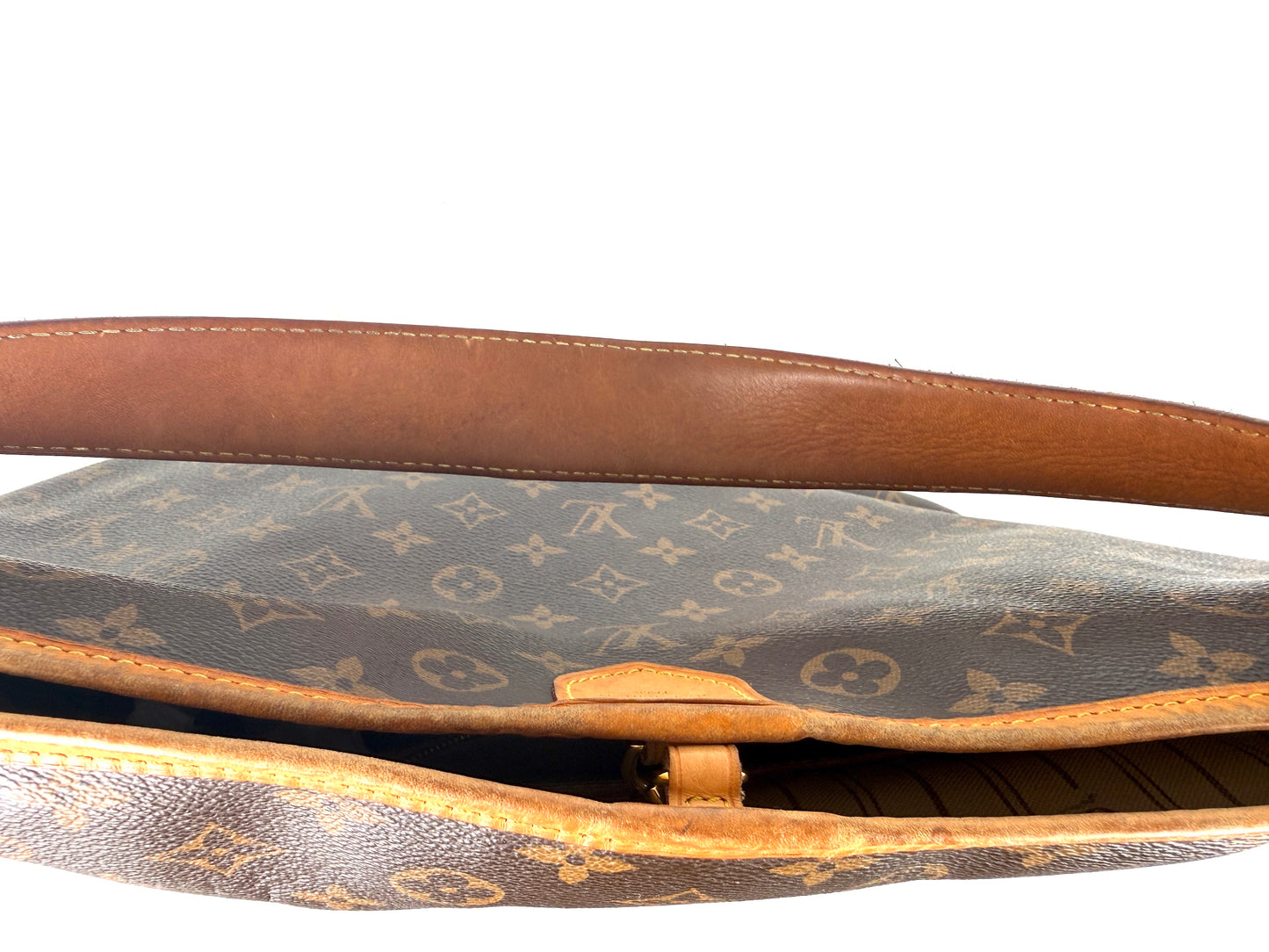 LOUIS VUITTON Delightful MM Monogram Coated Canvas Shoulder Hobo Bag