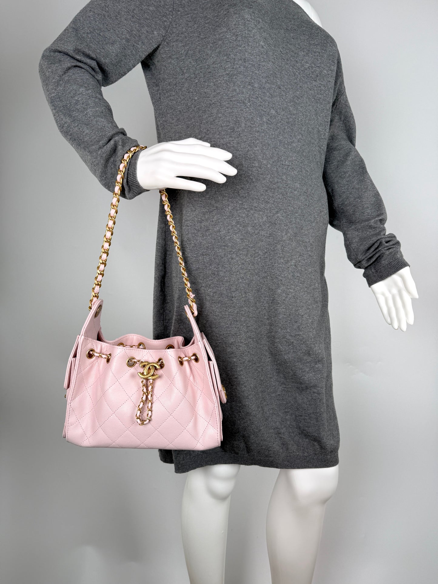 New CHANEL 25 Mini Pink Quilted Caviar Leather Shoulder Bag