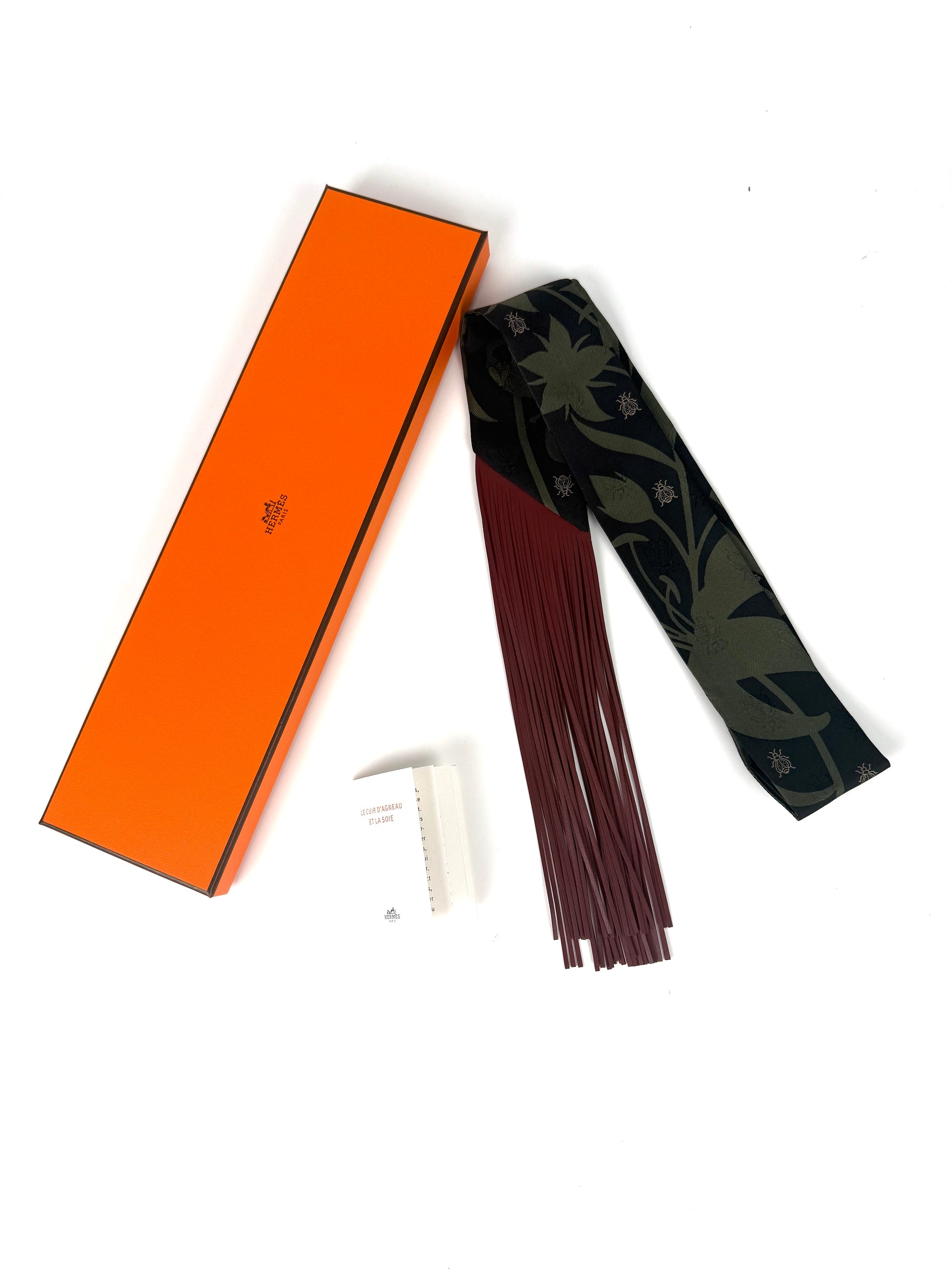 New HERMES Silk Calfskin Leather Rouge H Bouquet Final Abeille Fringed Twilly