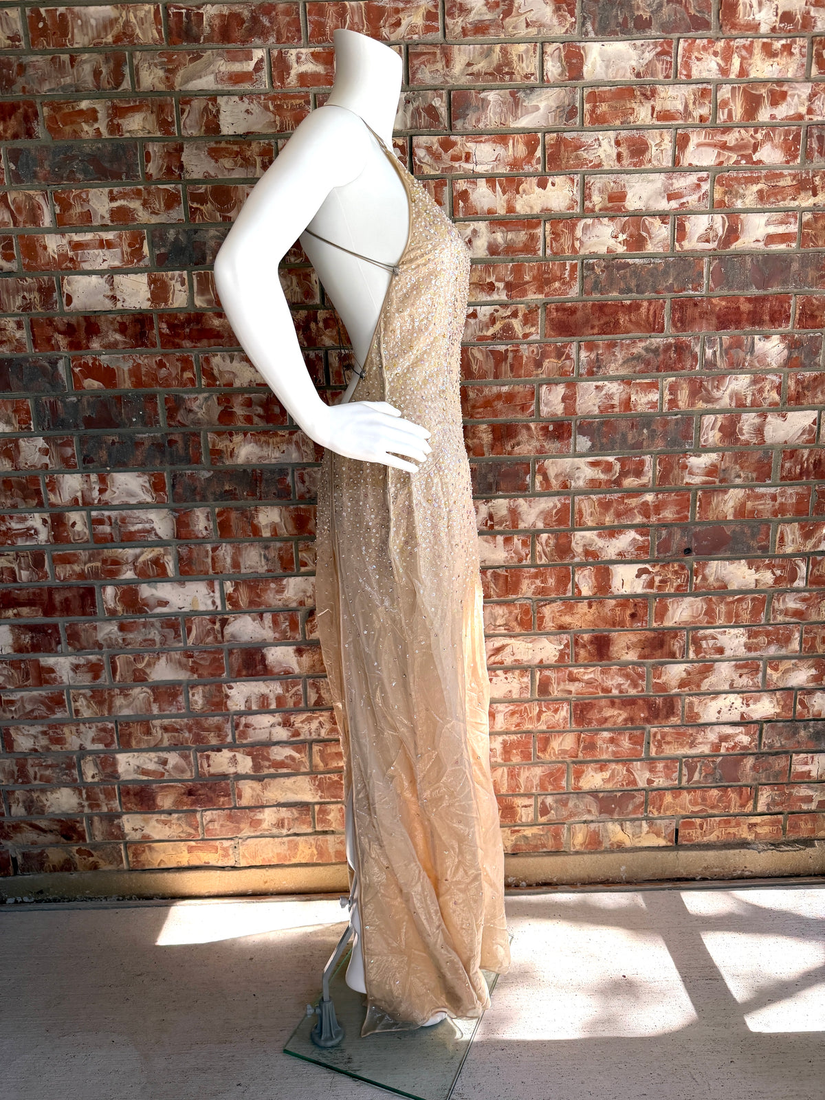 Gianni Versace Couture Era Vintage 1996 Sequin Embroidered Light Beige Donna Evening Open Back Gown 42