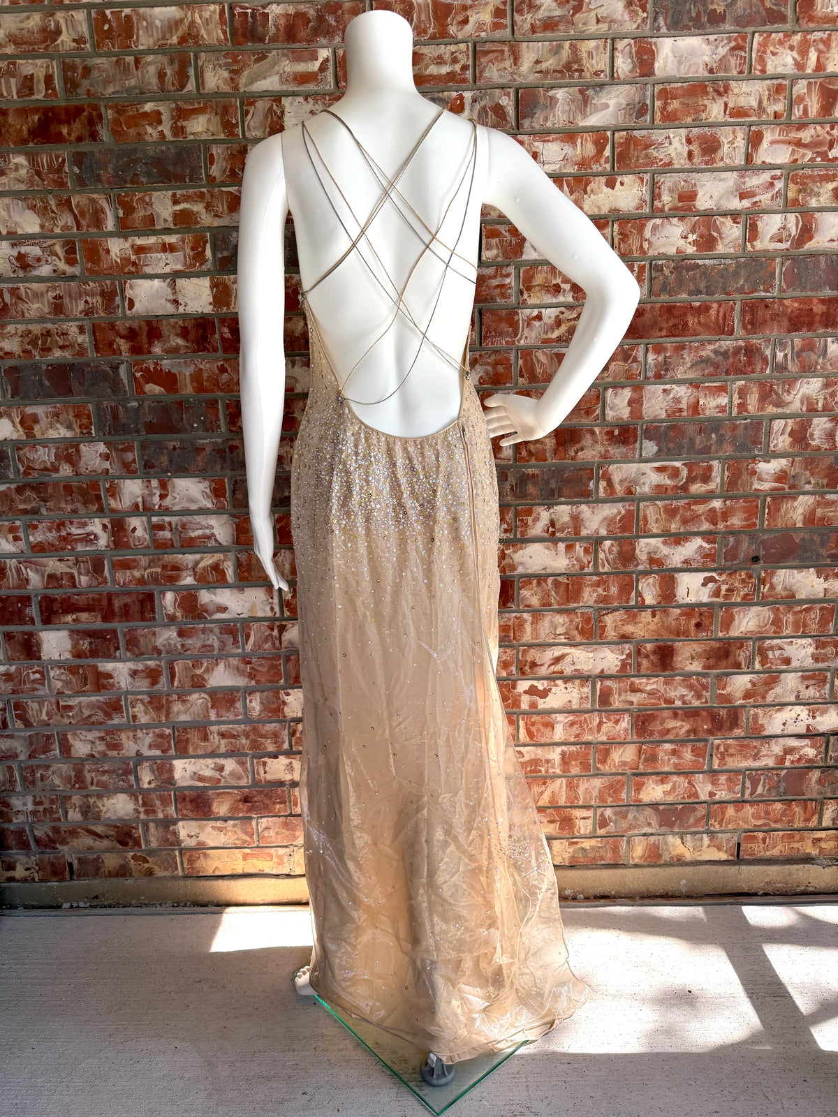 Gianni Versace Couture Era Vintage 1996 Sequin Embroidered Light Beige Donna Evening Open Back Gown 42