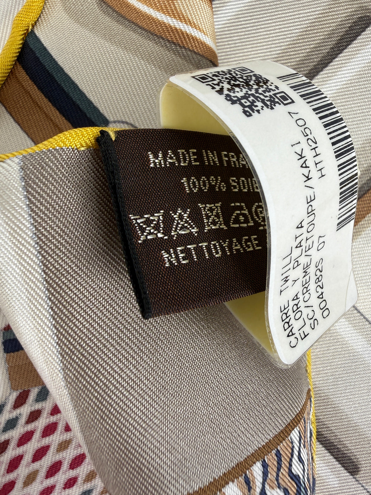 HERMES Flora Y Plata Square 90 cm Cream Etoupe Khaki Silk Scarf New with tag