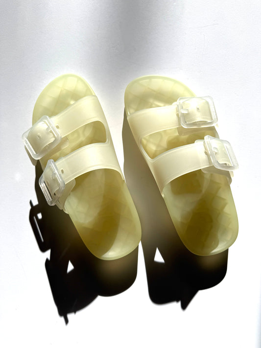 New BALENCIAGA Mallorca Transparent Buckle Plastic PVC Slide Sandals 37 7