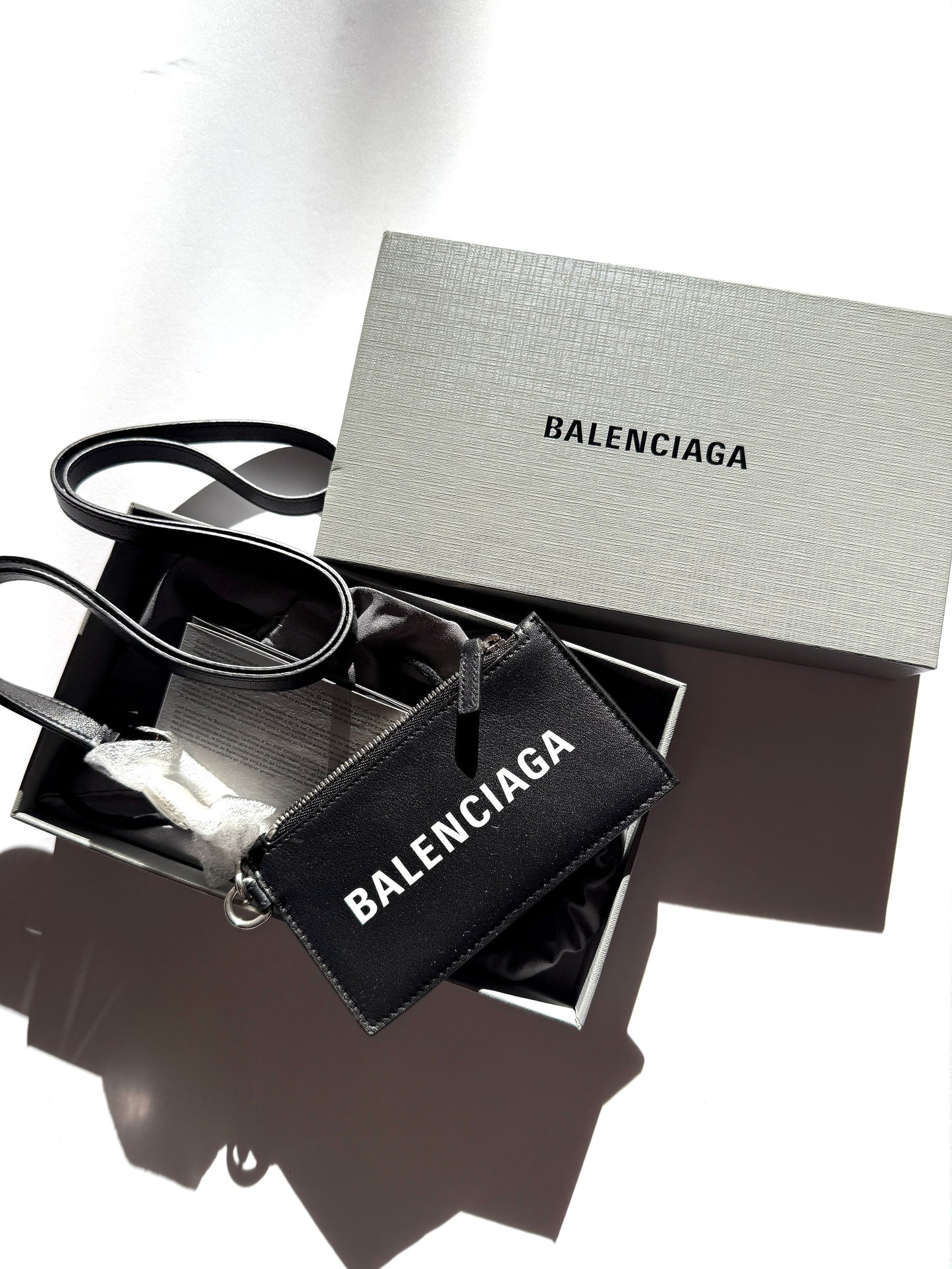 New BALENCIAGA Cash Card Case on Keychain Black Leather Zip Pouch 