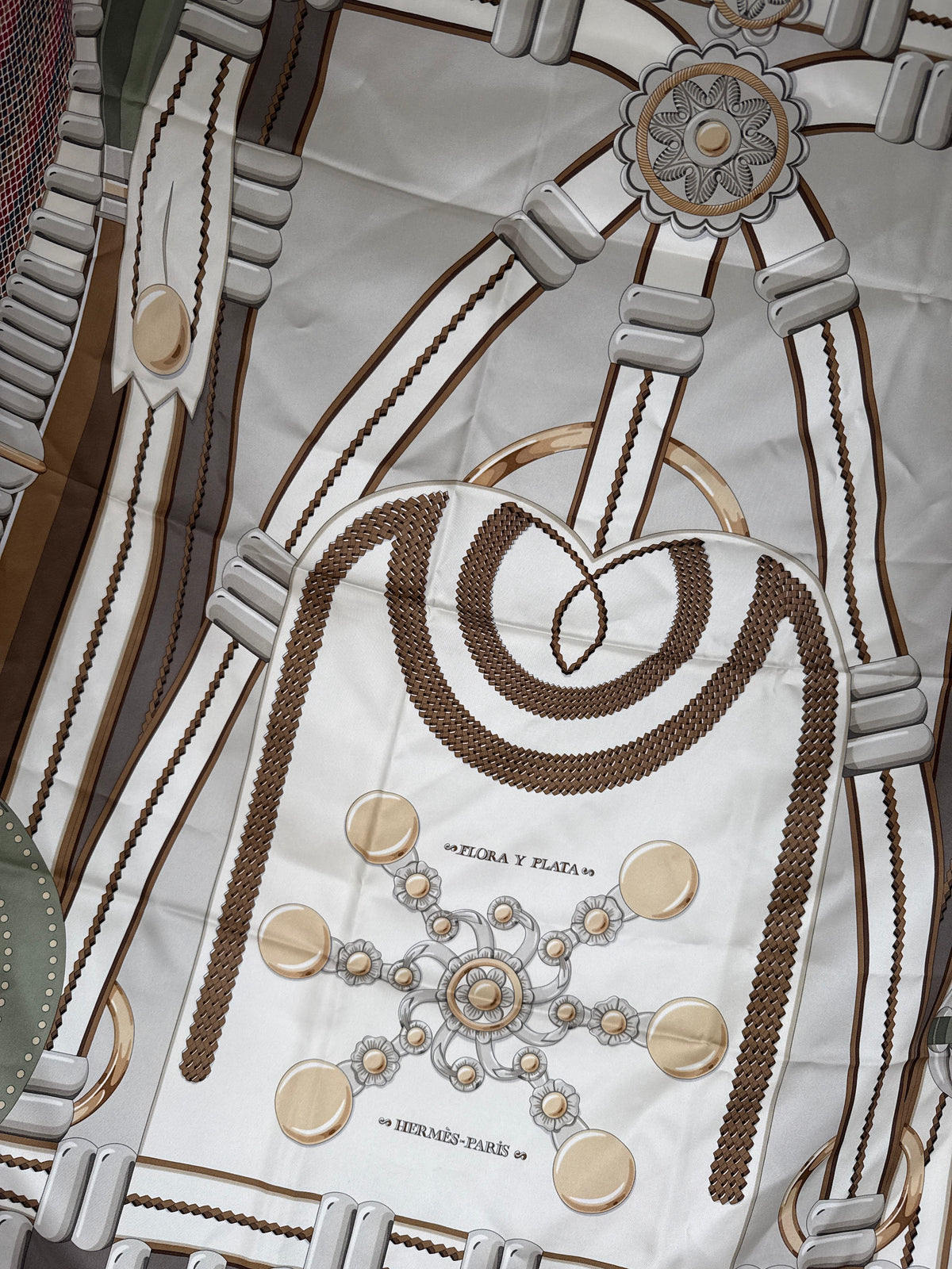 HERMES Flora Y Plata Square 90 cm Cream Etoupe Khaki Silk Scarf New with tag