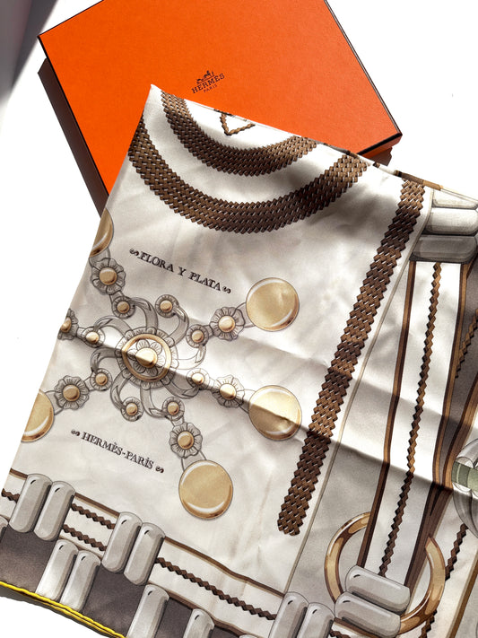HERMES Flora Y Plata Square 90 cm Cream Etoupe Khaki Silk Scarf New with tag