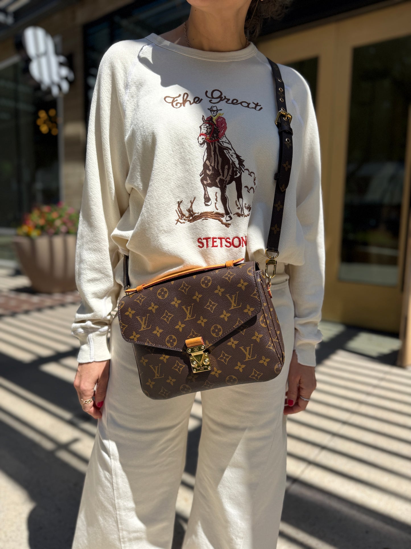 Louis Vuitton Pochette Metis Monogram Top Handle Crossbody Bag