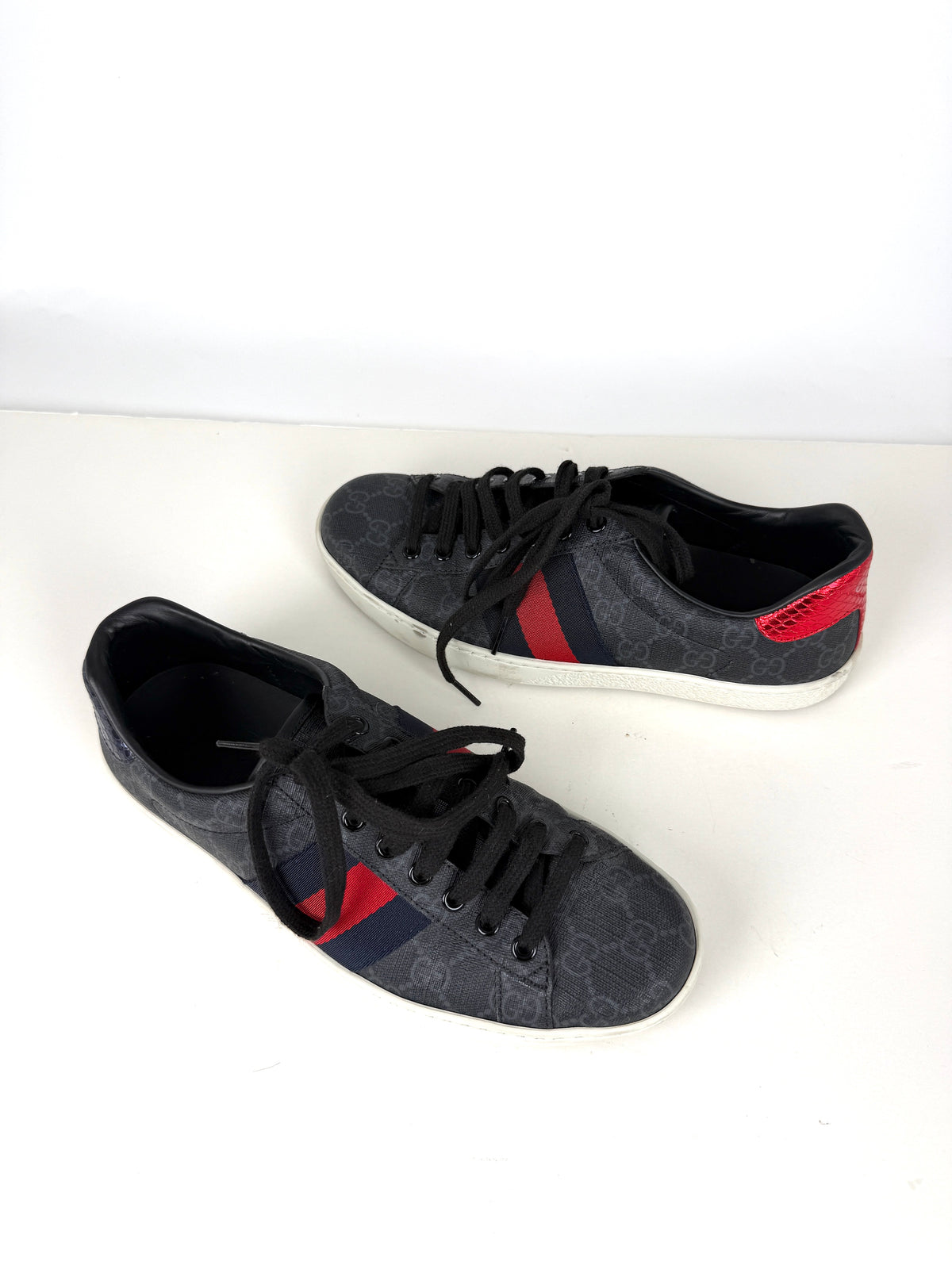GUCCI Men’s Ace Web Black GG Supreme Canvas Low Top Sneakers 6, 6.5US