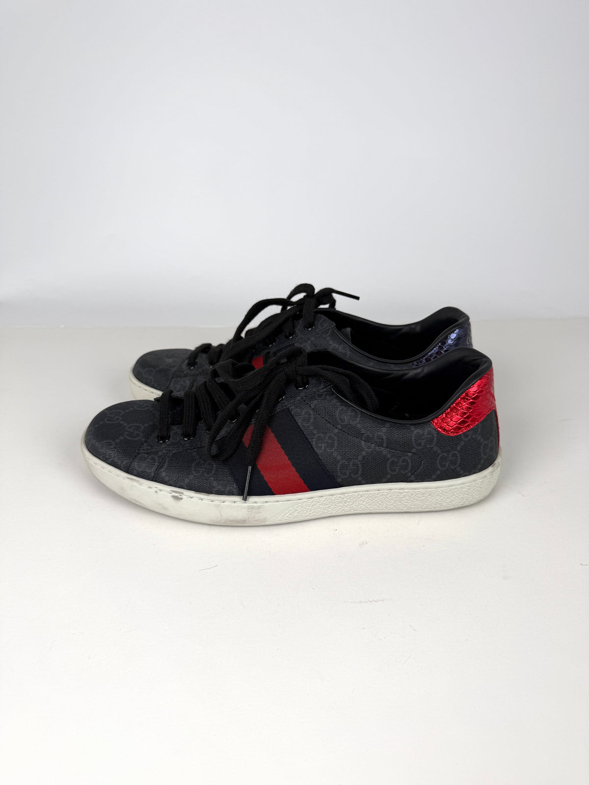 GUCCI Men’s Ace Web Black GG Supreme Canvas Low Top Sneakers 6, 6.5US