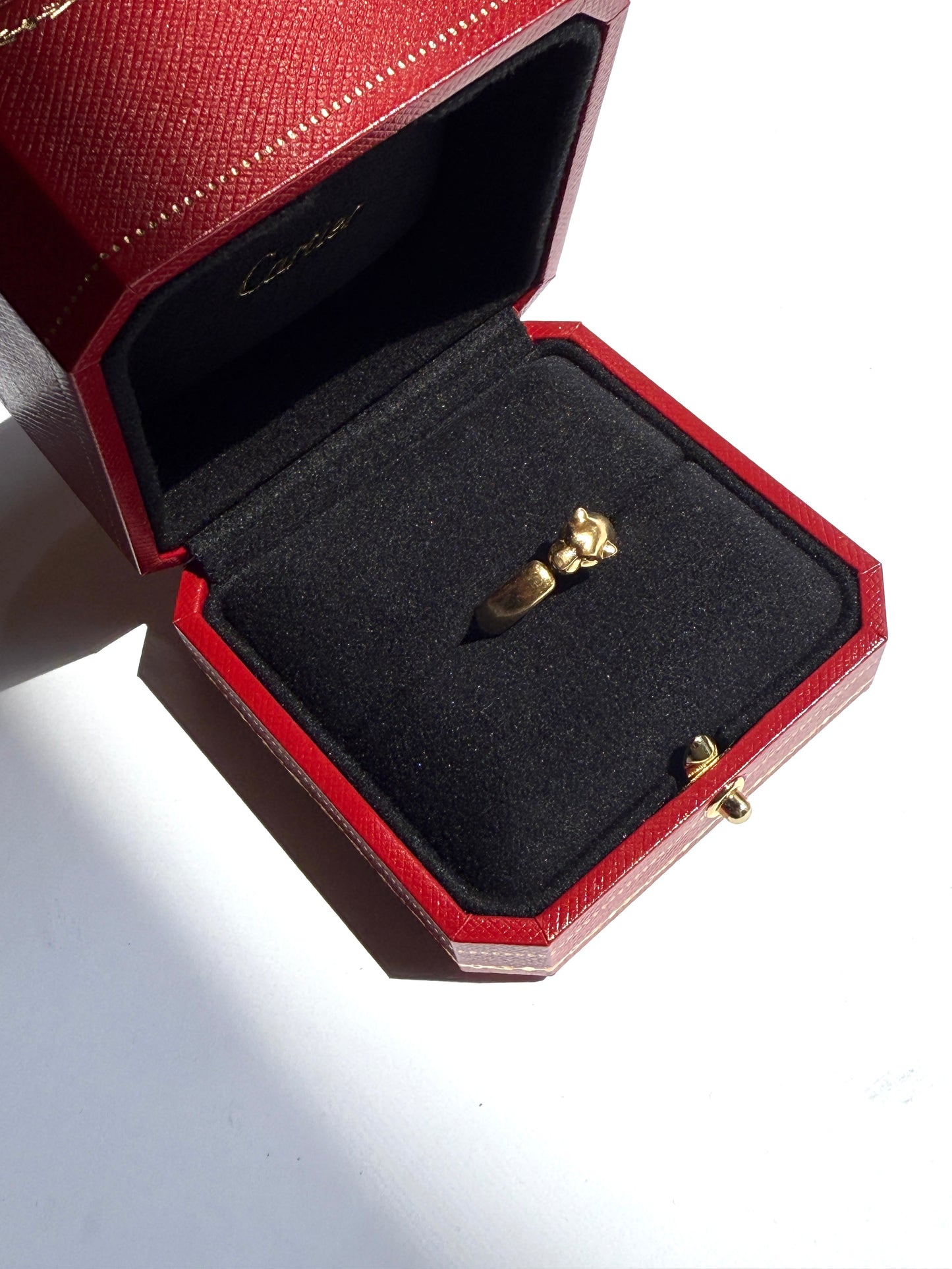 Cartier Small Panthere De Cartier 18k Yellow Gold Ring 51