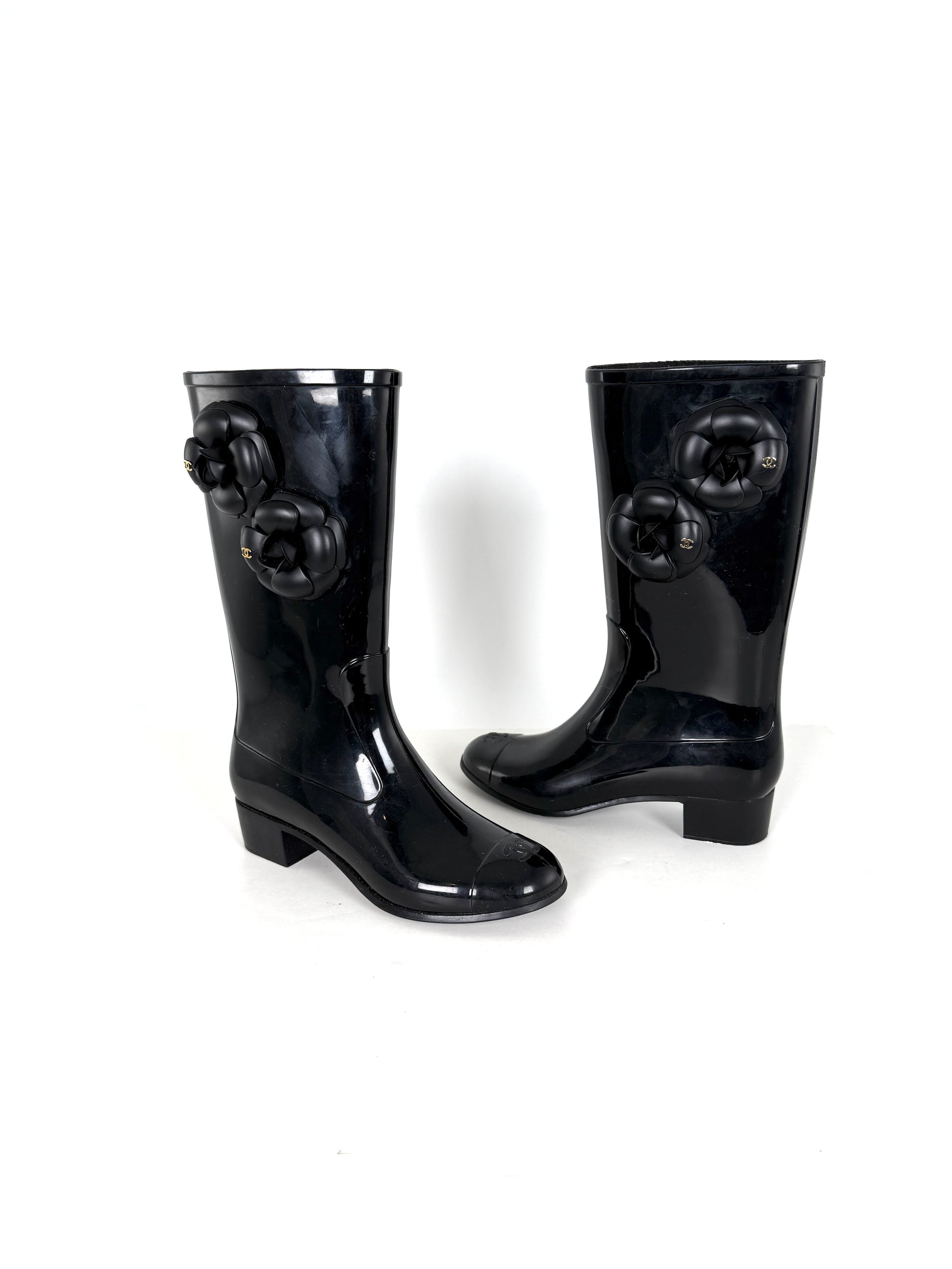 CHANEL Camellia Cap Toe CC Logo Flower Black Rubber Rain Boots 38, 7.5