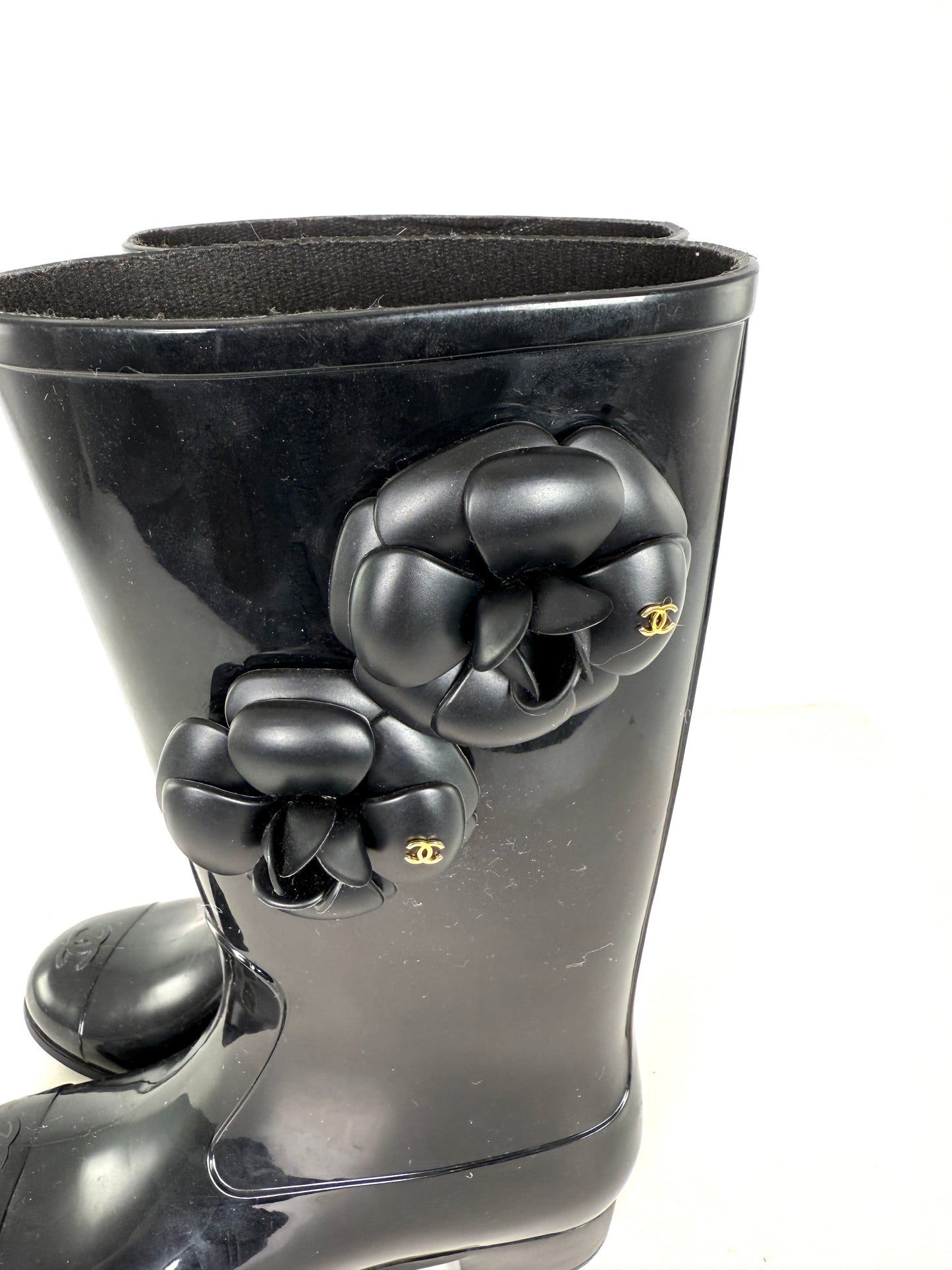 CHANEL Camellia Cap Toe CC Logo Flower Black Rubber Rain Boots 38, 7.5