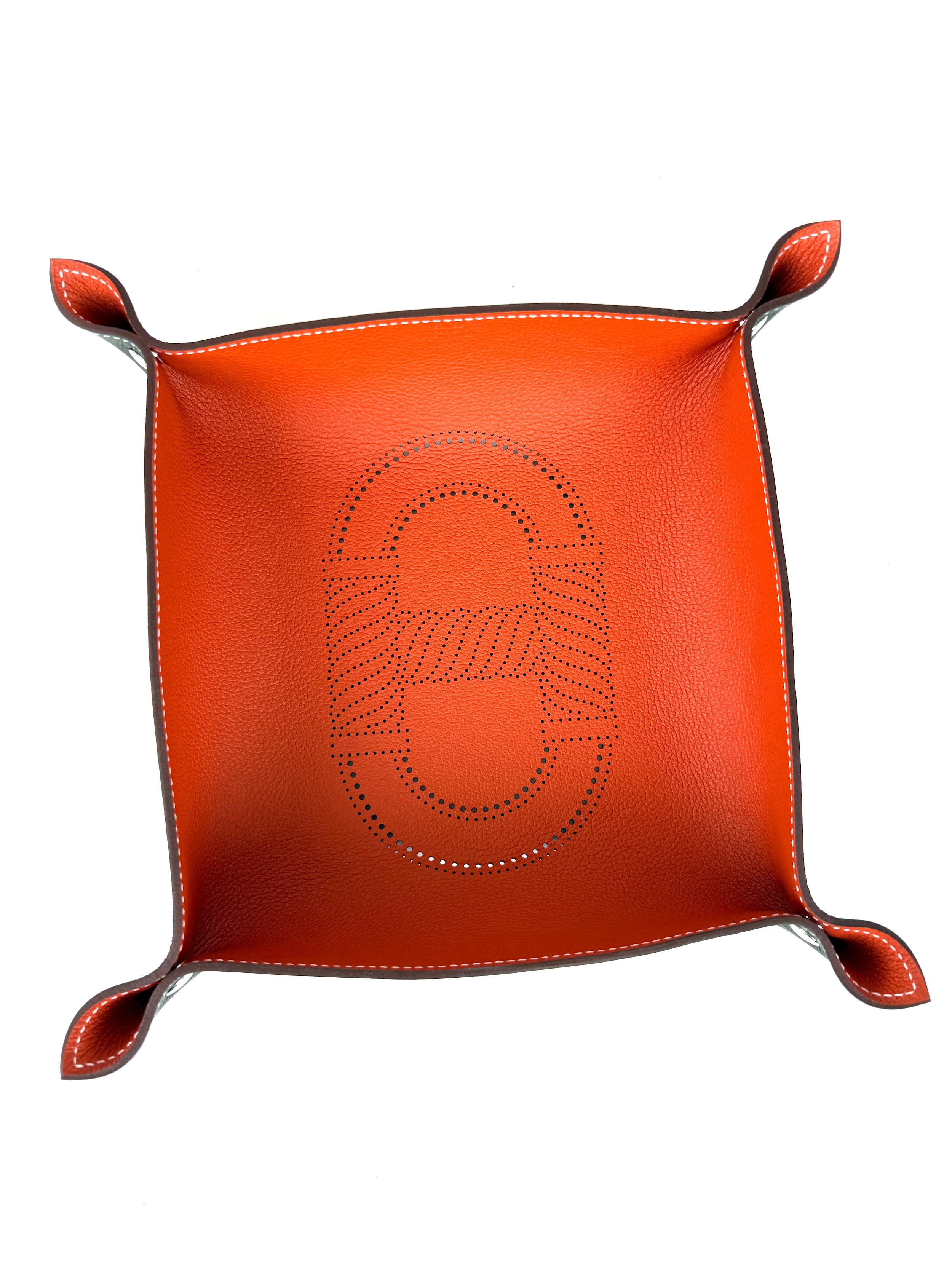 HERMES Mises et Relances Canoe H Leather Square Change Desk Tray