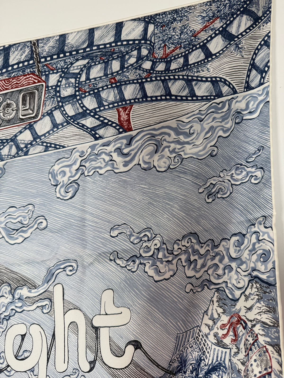 HERMES City of Light Square 90 cm Ardoise Blanc Rouge H Silk Scarf
