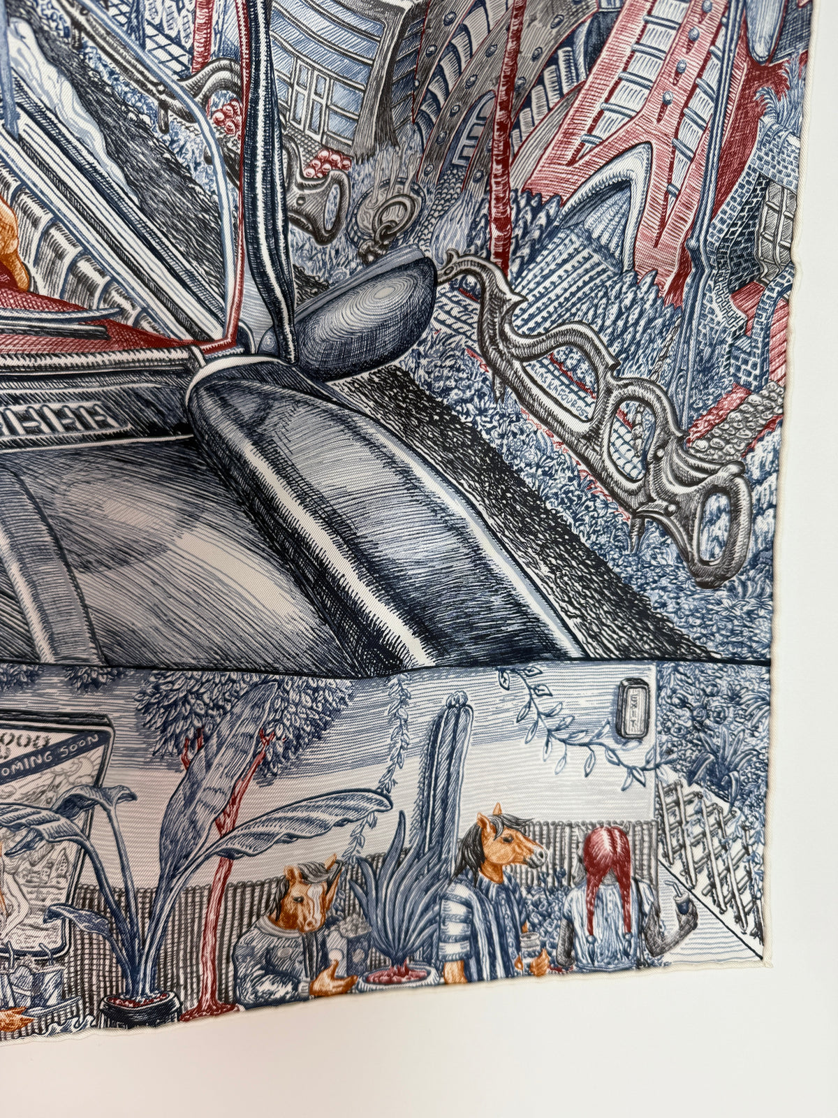HERMES City of Light Square 90 cm Ardoise Blanc Rouge H Silk Scarf