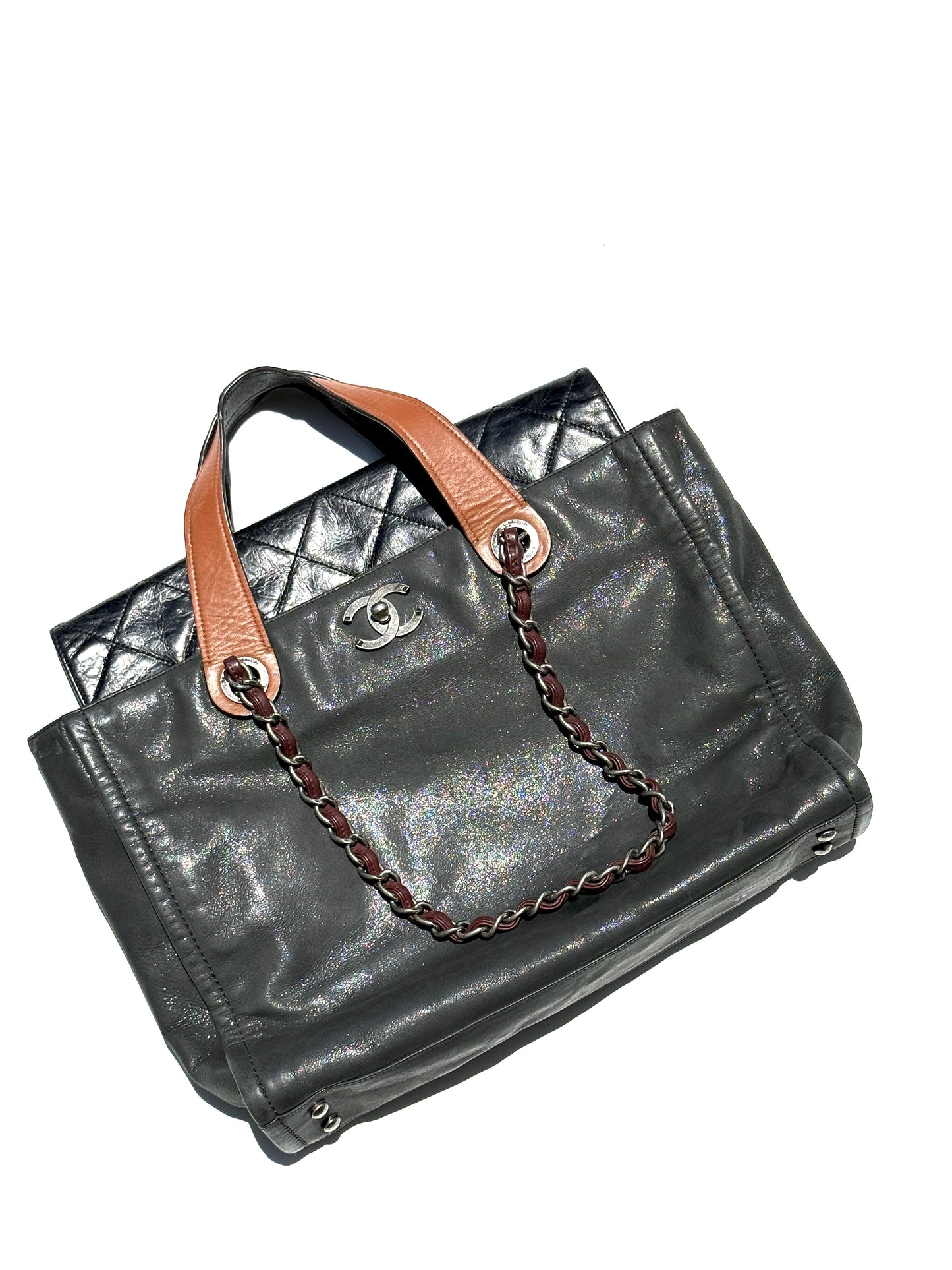 CHANEL Portobello In the Mix Soft CC Turn lock Black Brown Iridescent Leather Shoulder Tote Bag