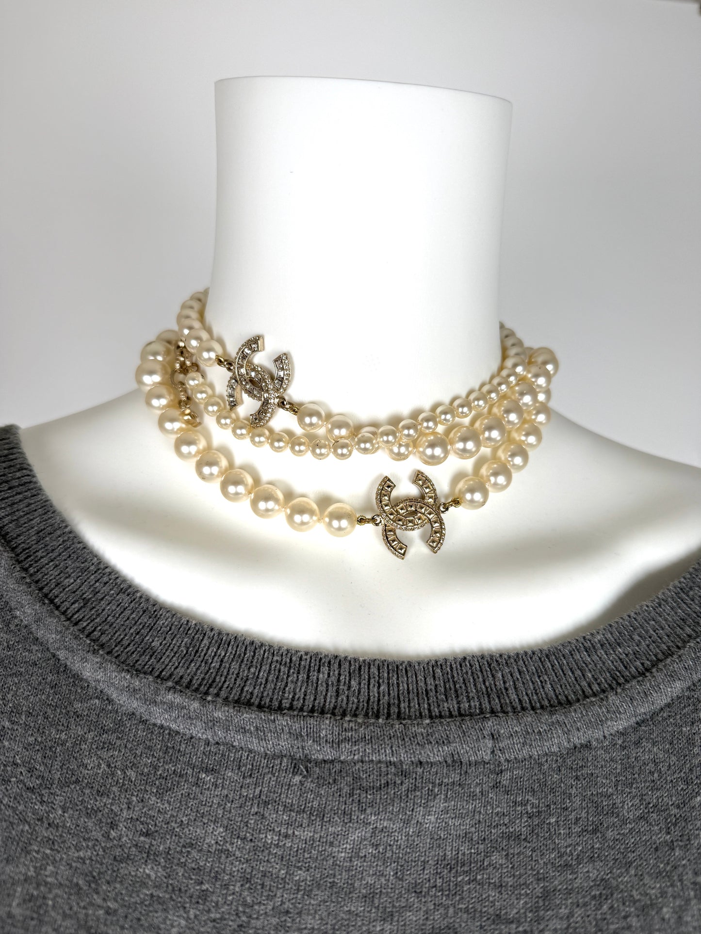 CHANEL Faux Pearl Graduated Long CC 2014 Strass Station Necklace 