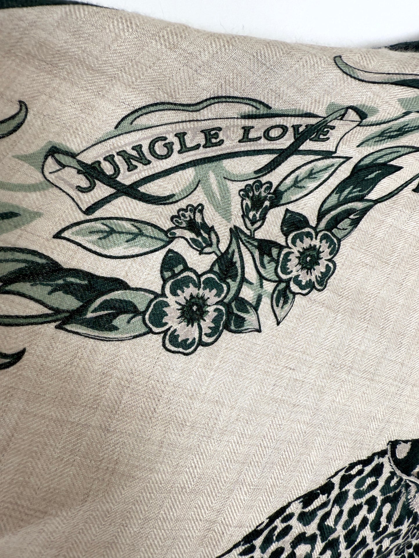 HERMES Jungle Love Jaguar Giant Triangle Green Natural Cashmere Silk Scarf New with tag