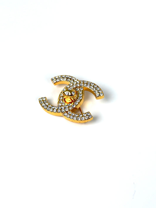 CHANEL Turnlock CC Gold Rhinestone CC Logo 96 Brooch Pin