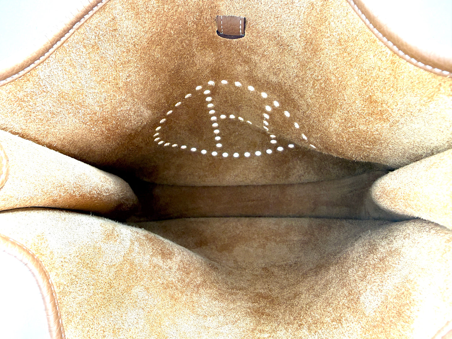 HERMES Evelyne III 33 Gold Clemence Leather Crossbody Bag