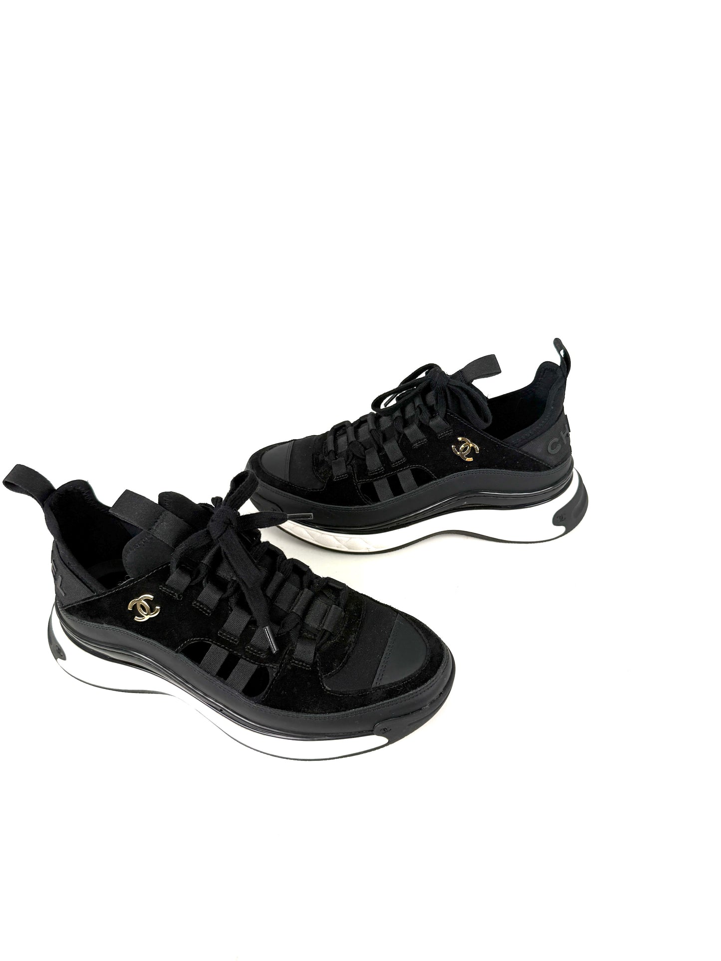  CHANEL Suede Calfskin Perforated Mixed Fibers CC Black Sneakers 37 6