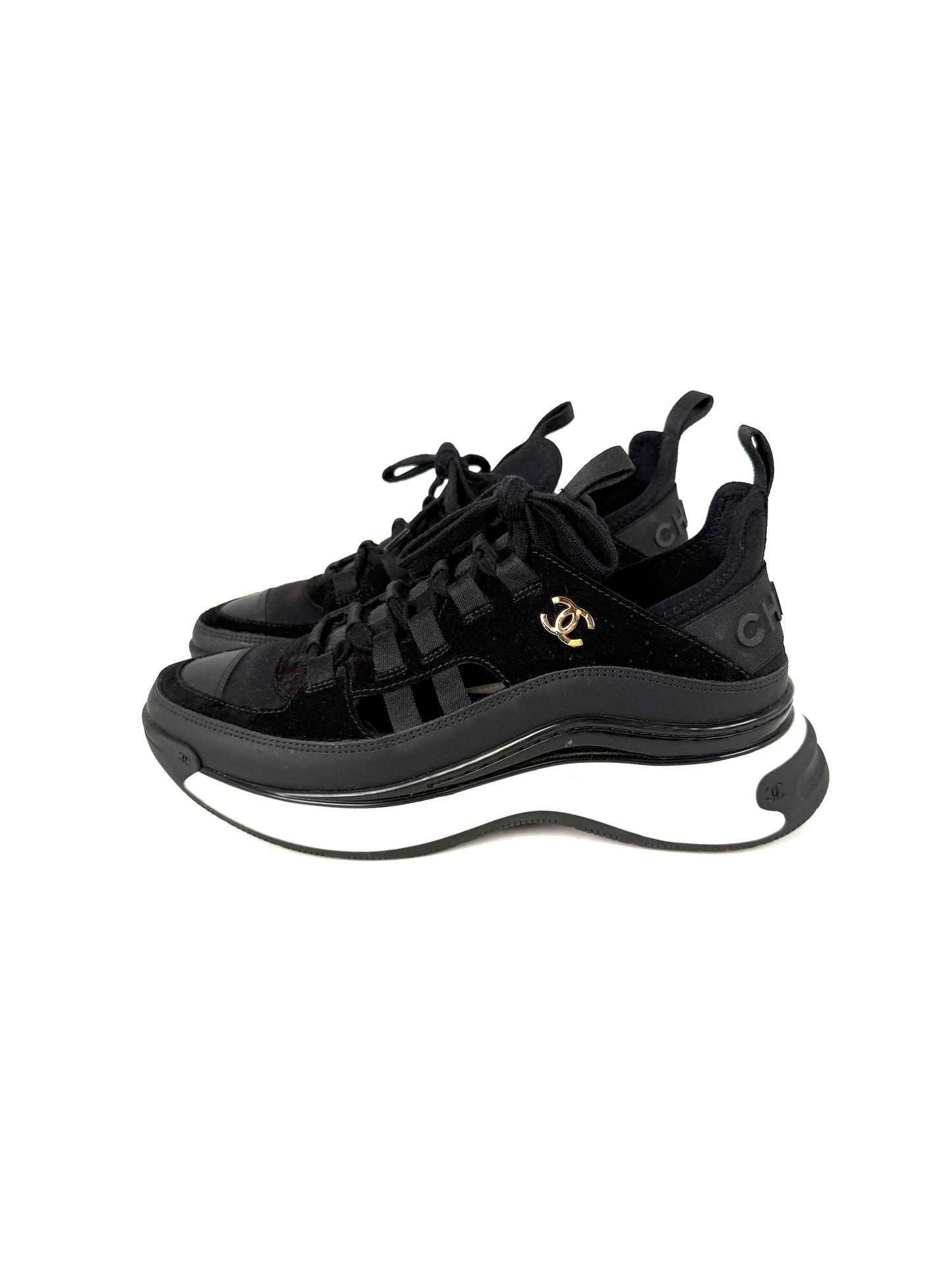  CHANEL Suede Calfskin Perforated Mixed Fibers CC Black Sneakers 37 6