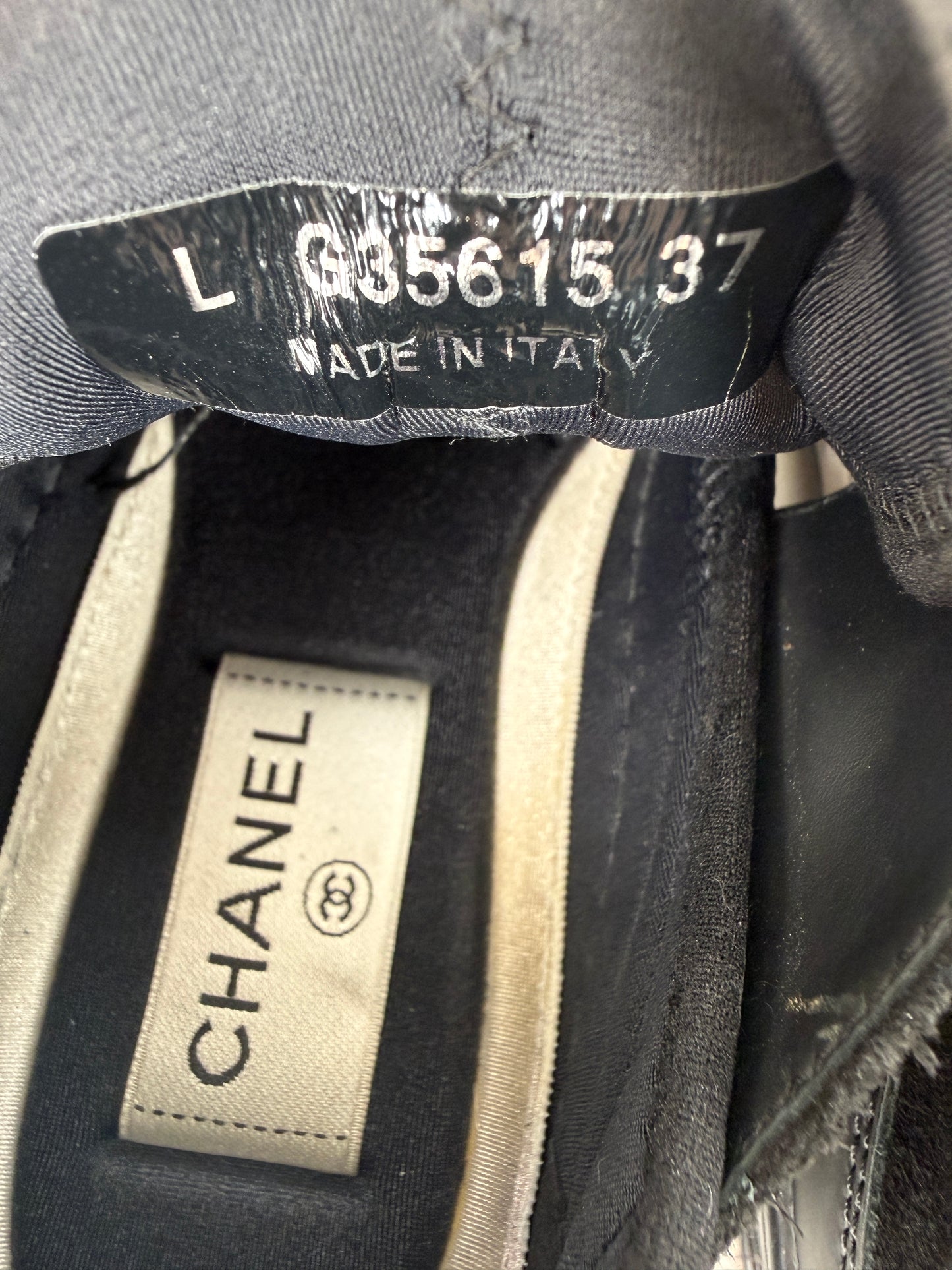 CHANEL Suede Calfskin Perforated Mixed Fibers CC Black Sneakers 37