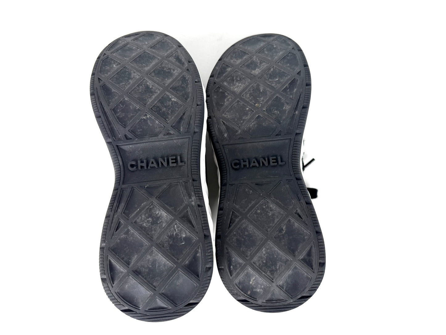CHANEL Suede Calfskin Perforated Mixed Fibers CC Black Sneakers 37