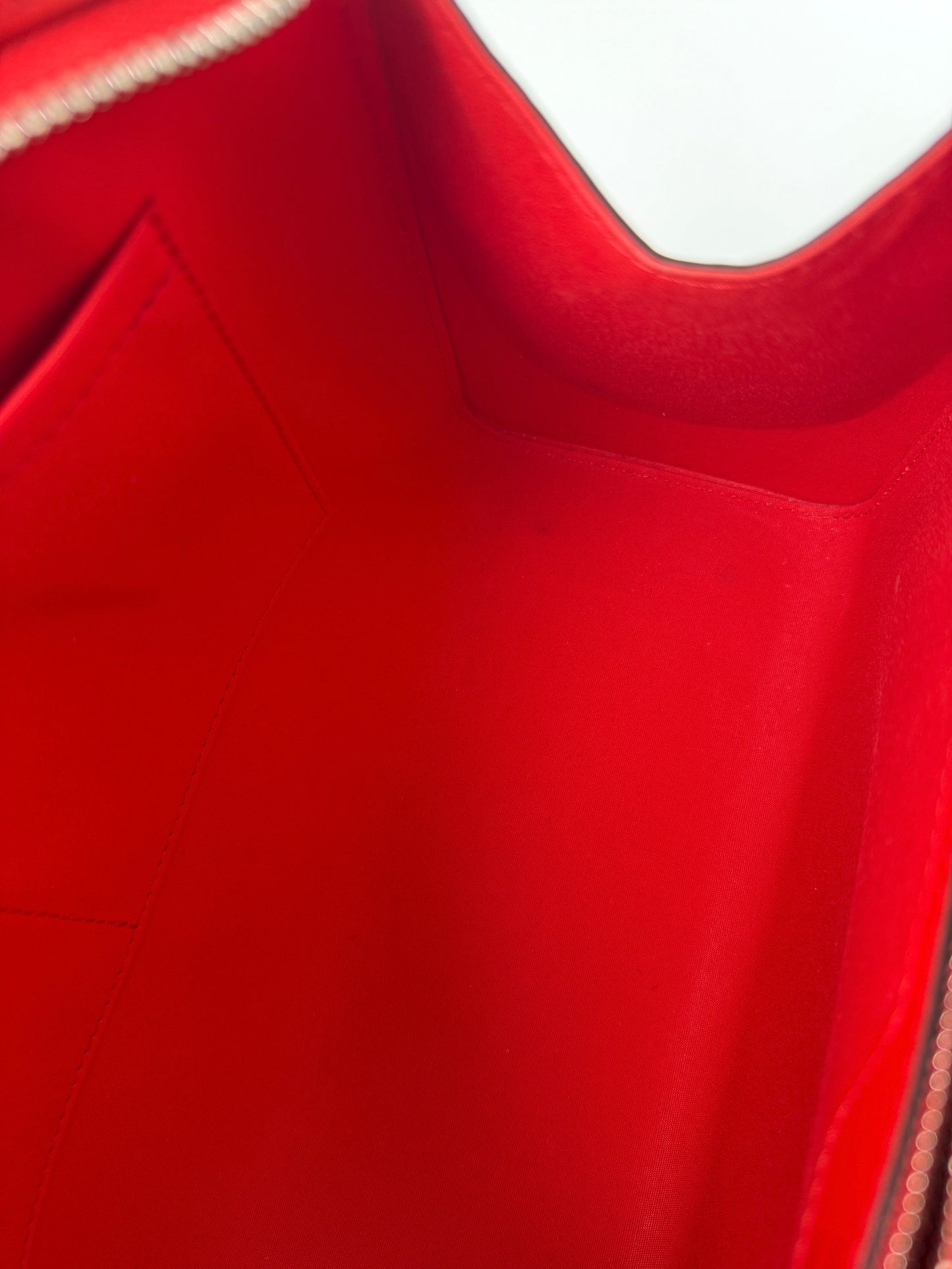 LOUIS VUITTON Brea MM Red Coquelicot Epi Leather Tote Shoulder Bag