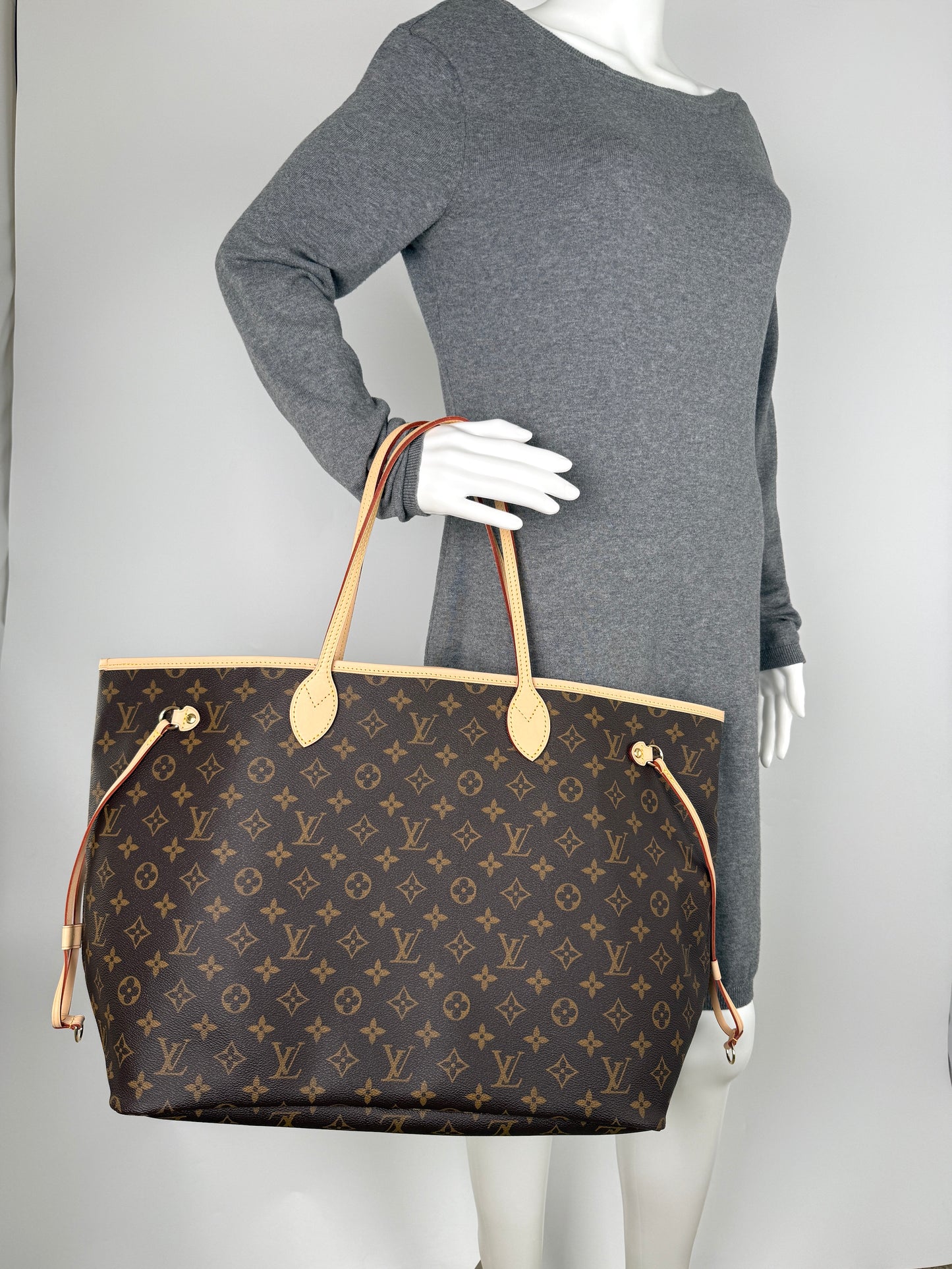 LOUIS VUITTON Neverfull GM Monogram Brown Beige 2026 Tote Bag With Pouch New in box