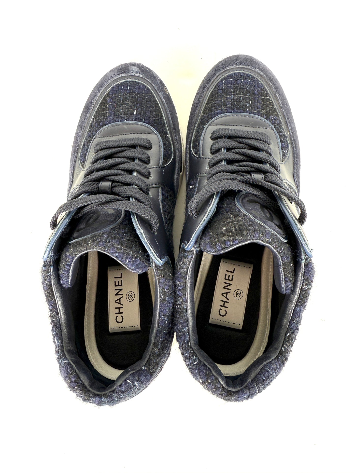 CHANEL 24A Navy Blue Black Tweed Sneakers 37, 6
