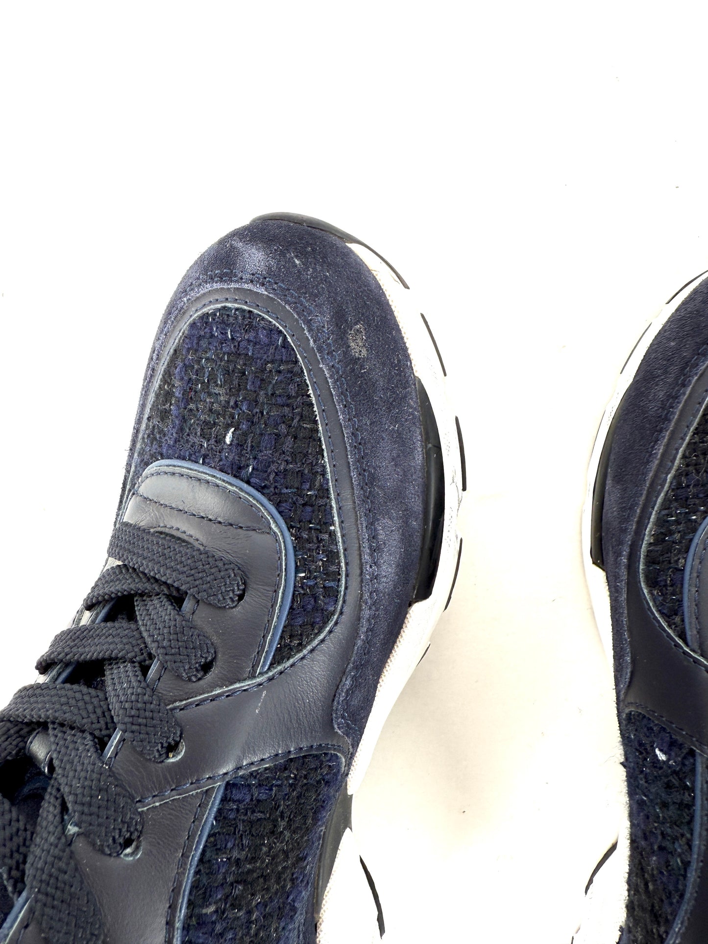 CHANEL 24A Navy Blue Black Tweed Sneakers 37, 6