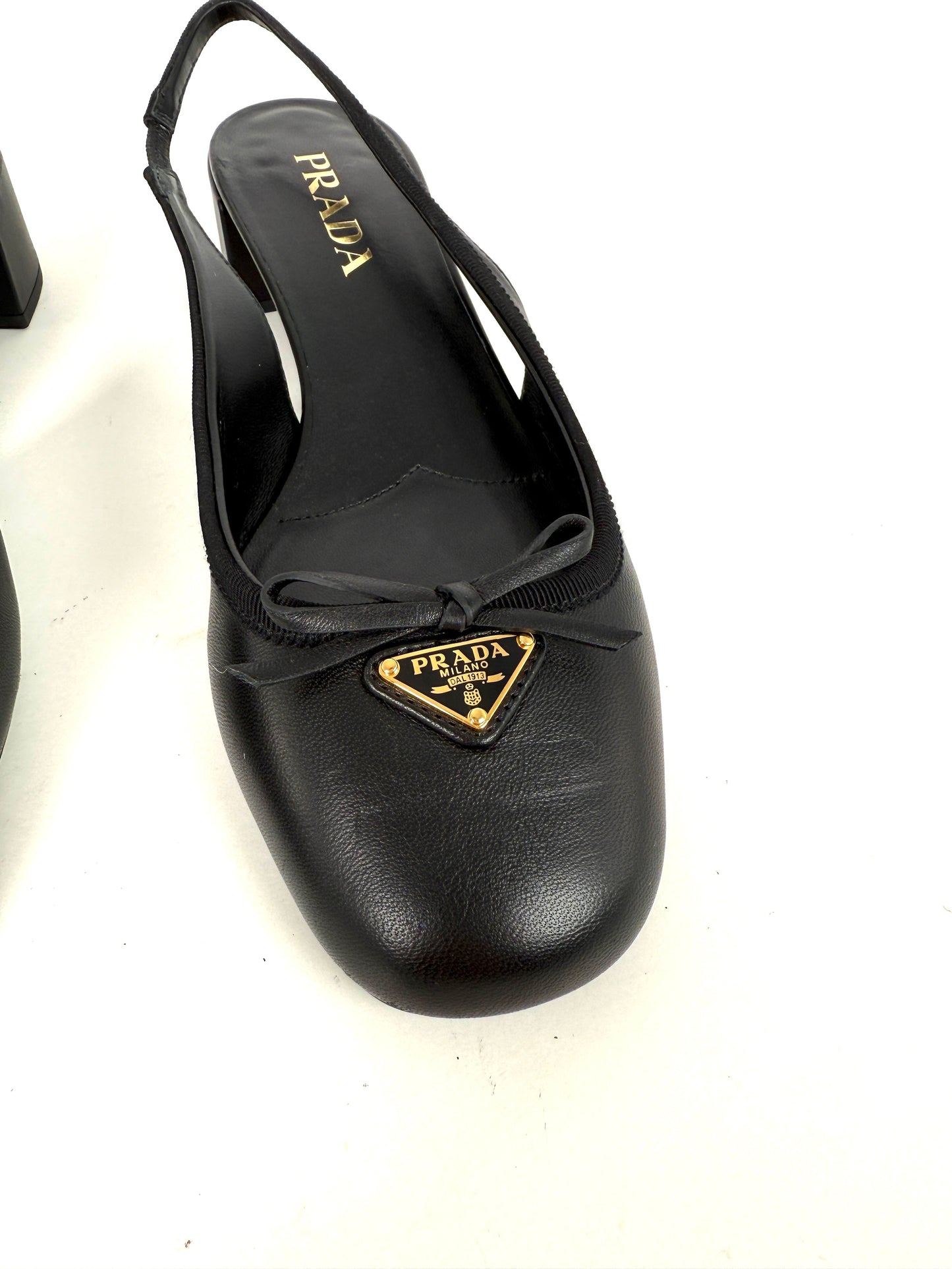 PRADA Triangle Logo Black Round Toe Slingback Bow Pumps Heels 39, 8.5