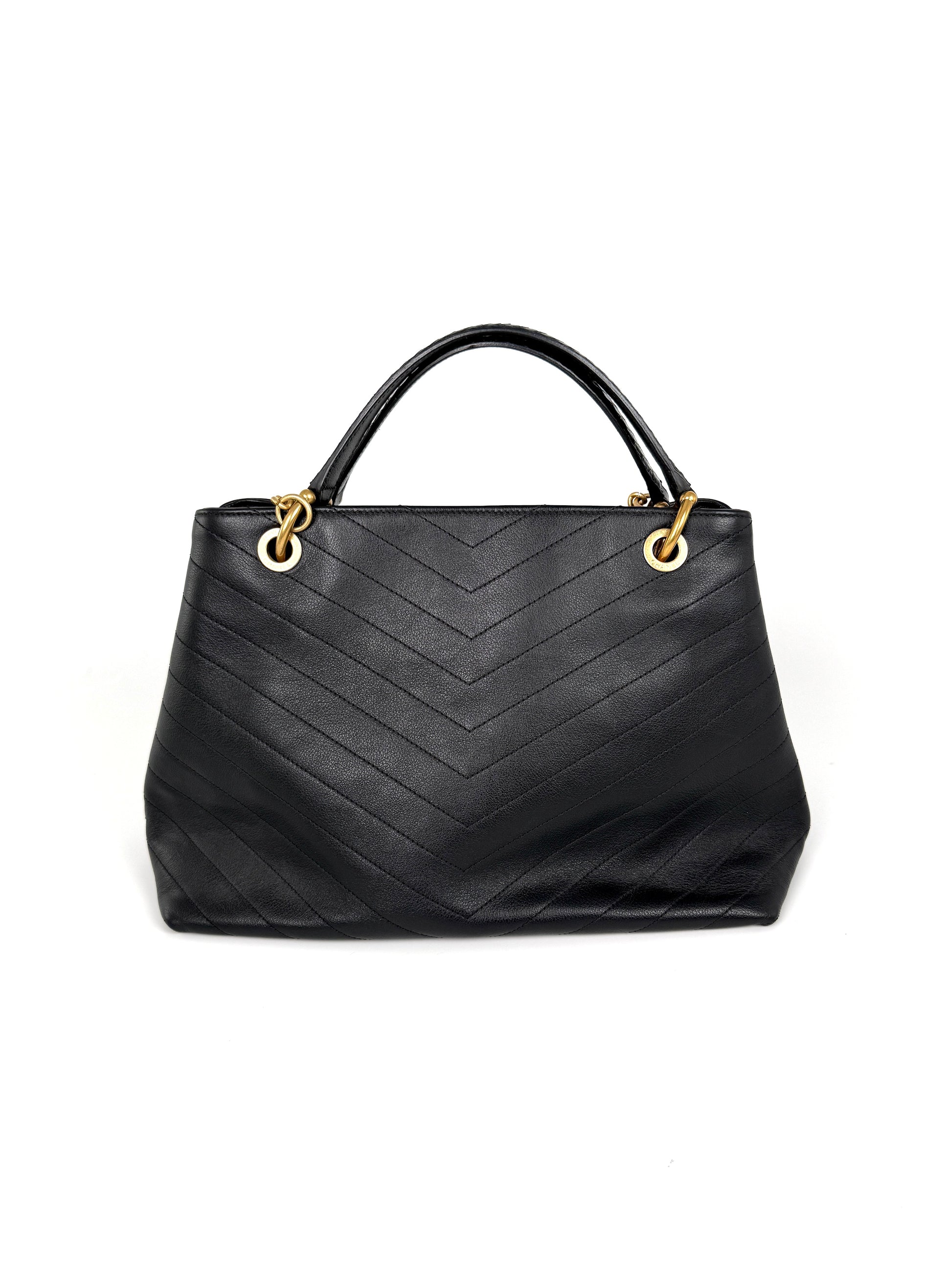 CHANEL Large Chevron Stitched Chic Shopping Black Calfskin Leather Snakeskin Tote Bag 