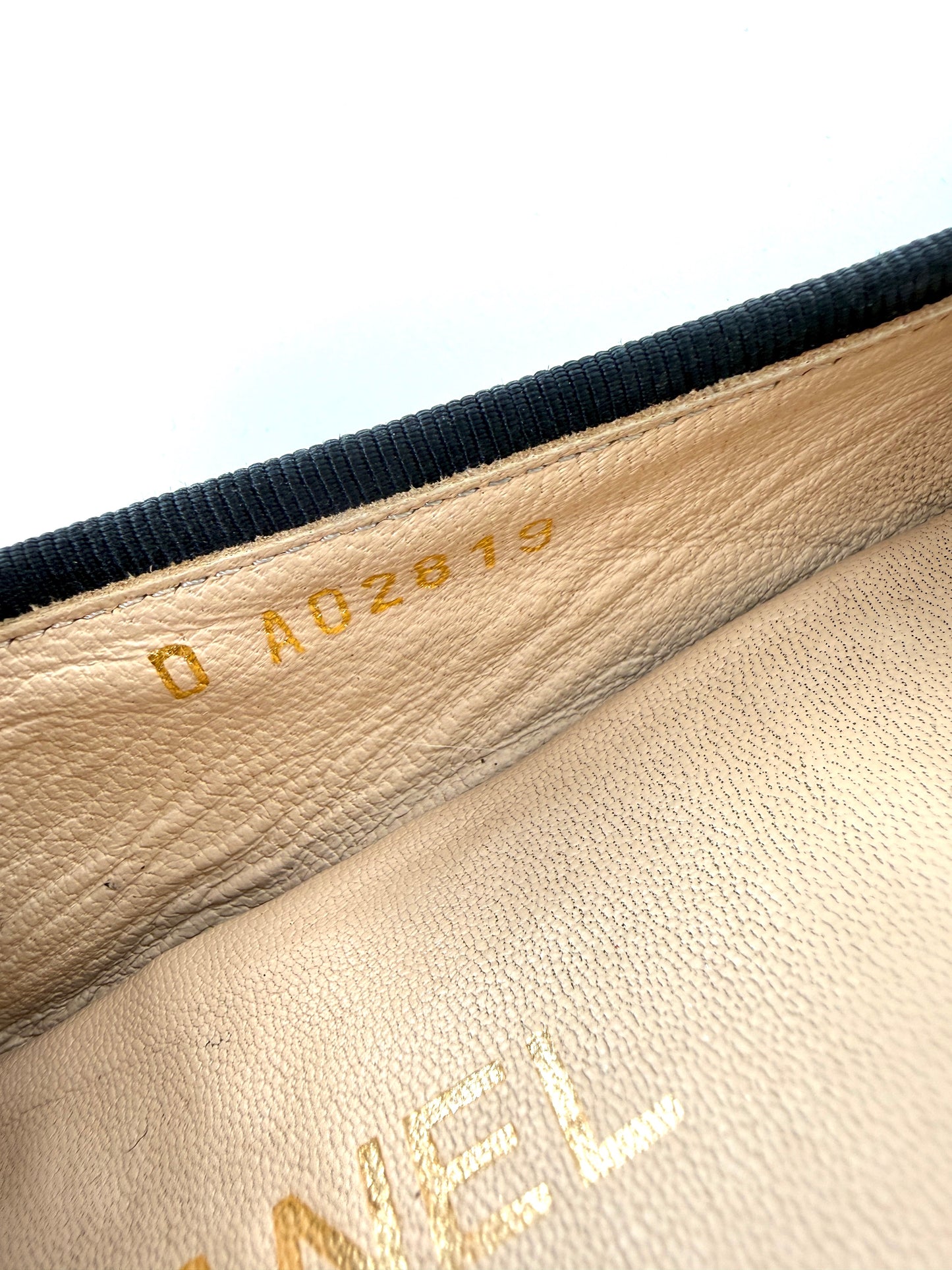 CHANEL Black Cap toe Classic CC Logo Leather Flats 37 6.5