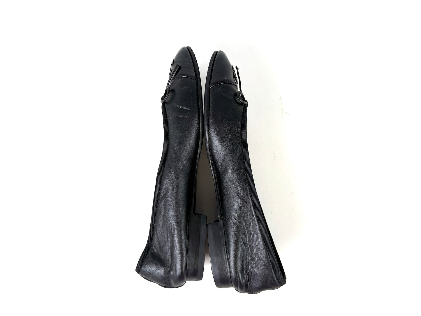 CHANEL Black Cap toe Classic CC Logo Leather Flats 37 6.5