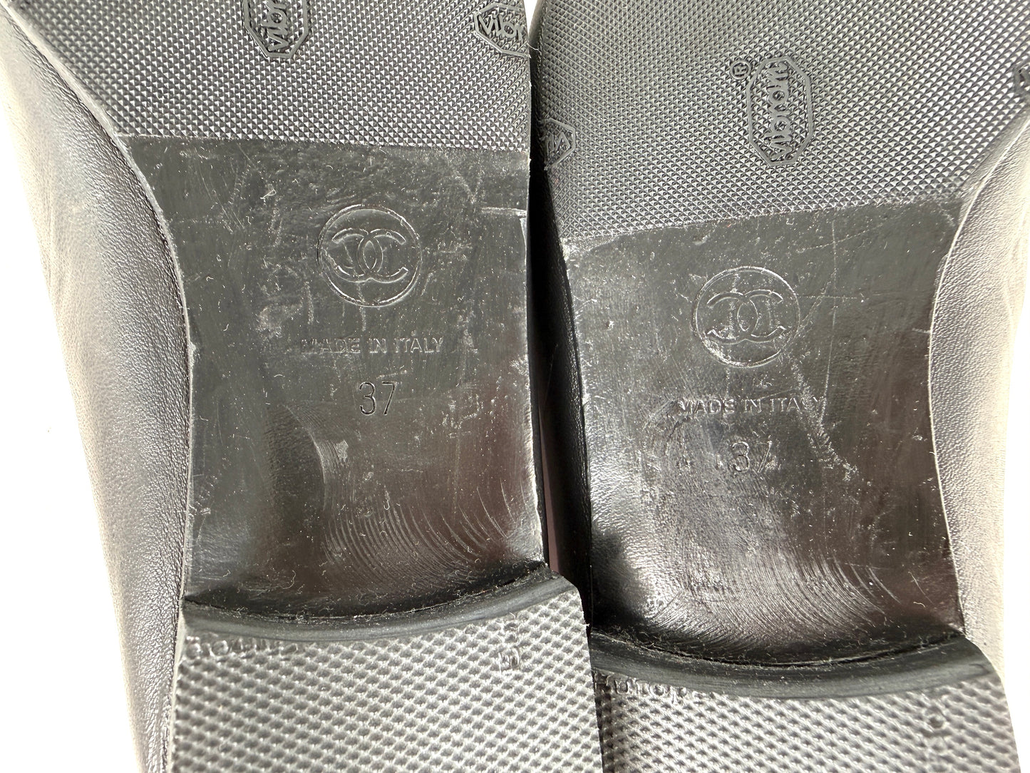 CHANEL Black Cap toe Classic CC Logo Leather Flats 37 6.5