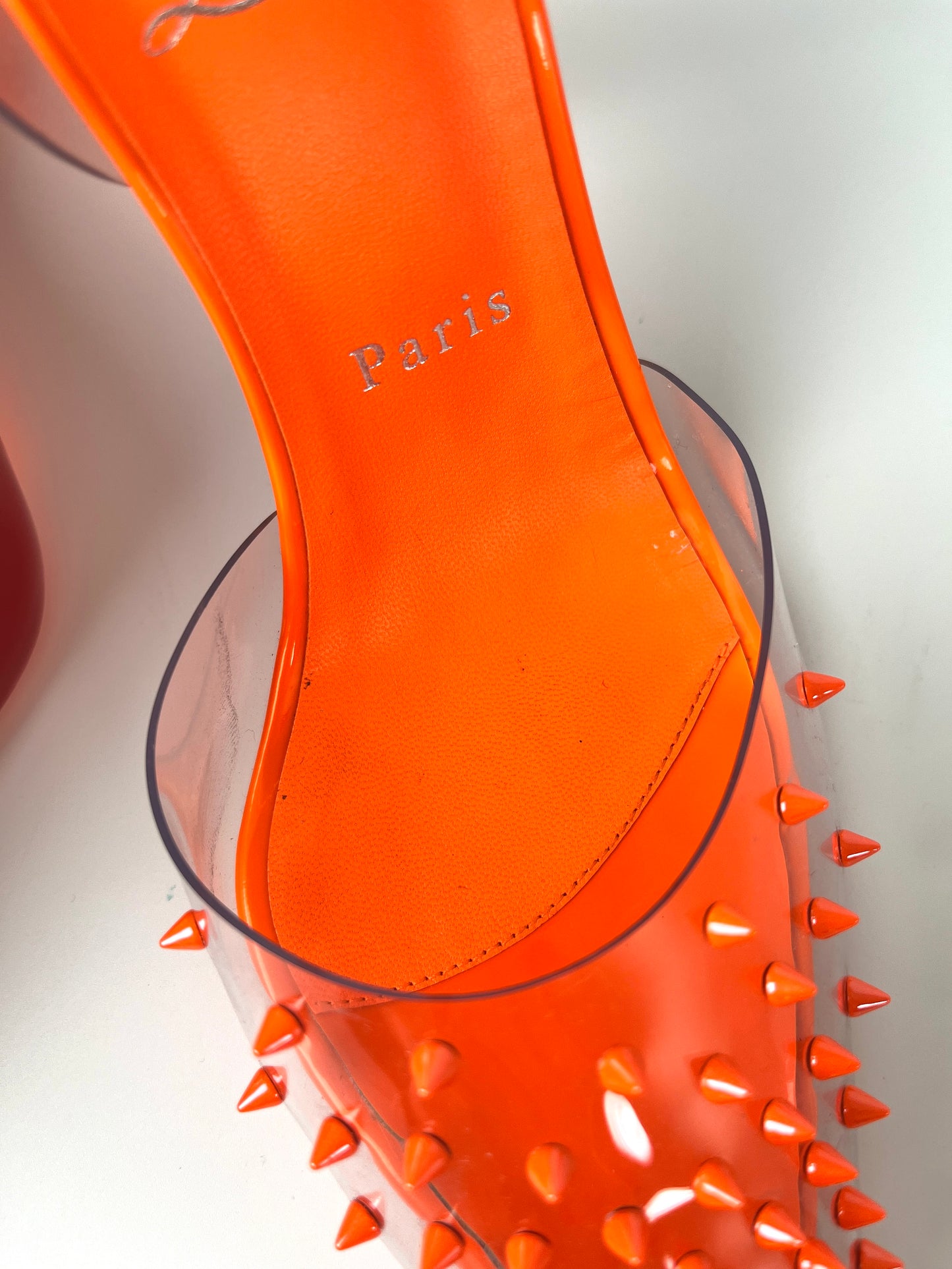 New Christian Louboutin Spikoo Neon Fluo Orange Perle PVC Pumps Heels 39.5 9