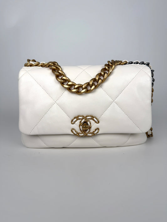 CHANEL 19 2021 Medium White Lambskin Gold Hardware Flap Bag